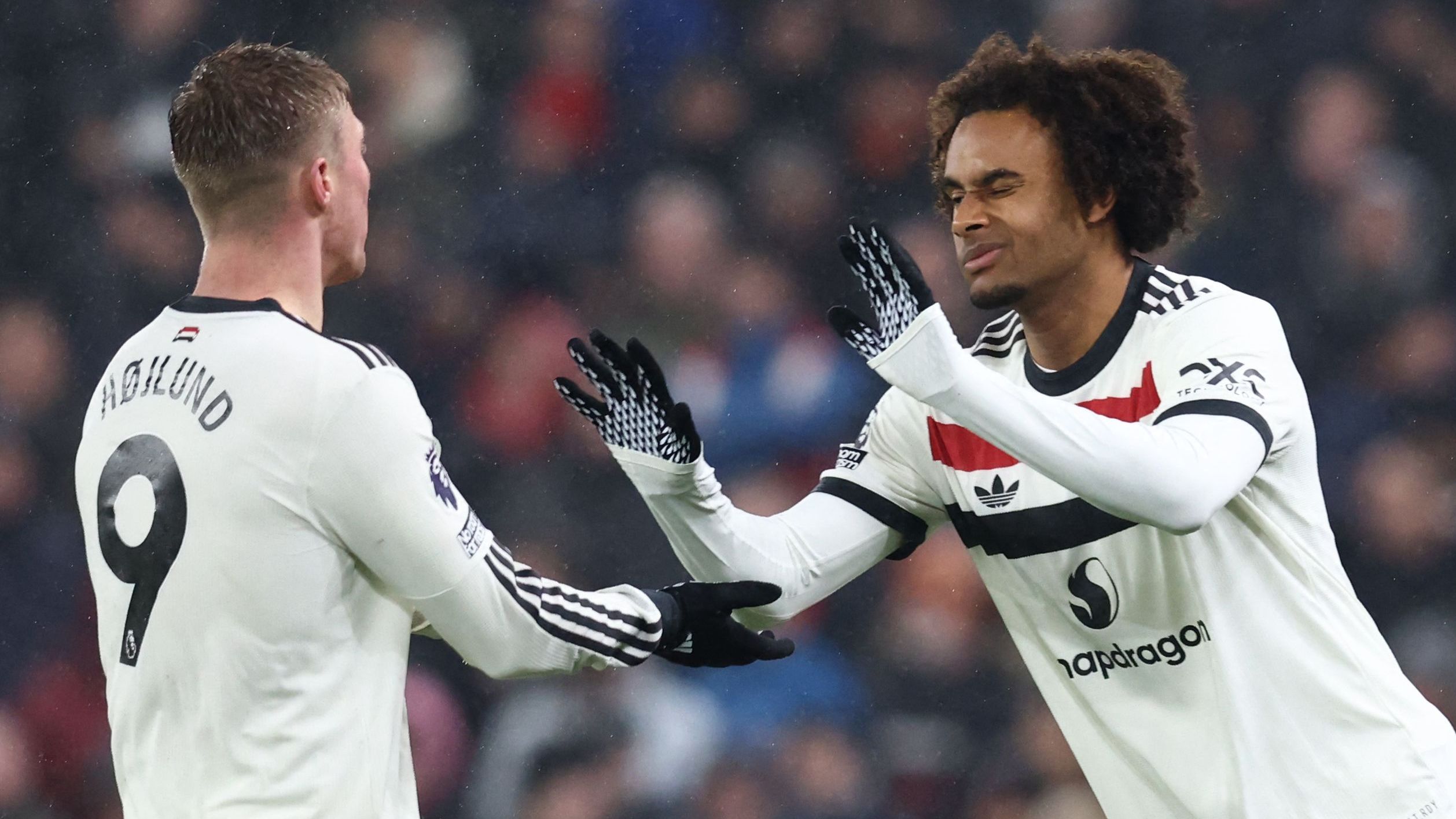 FBL-ENG-PR-LIVERPOOL-MAN UTD