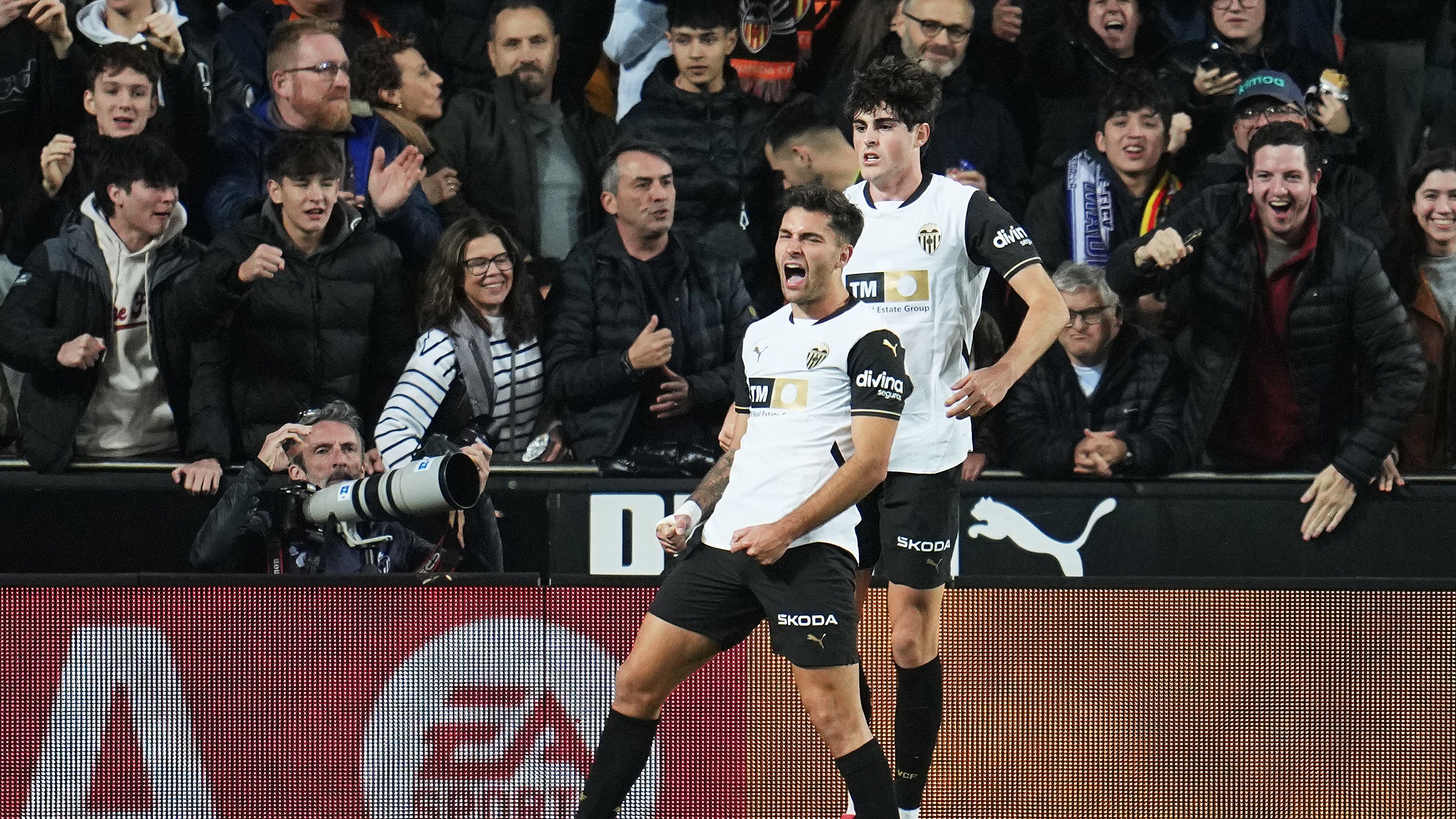 Valencia CF v Real Madrid CF - La Liga EA Sports