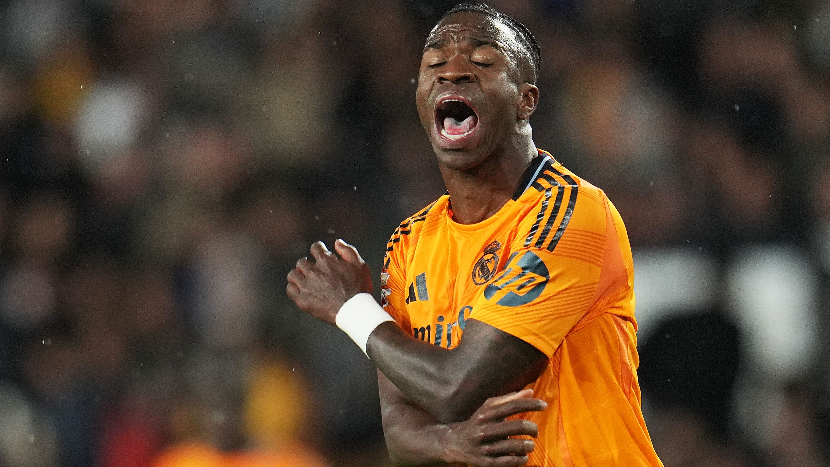 Valencia CF v Real Madrid CF - La Liga EA Sports