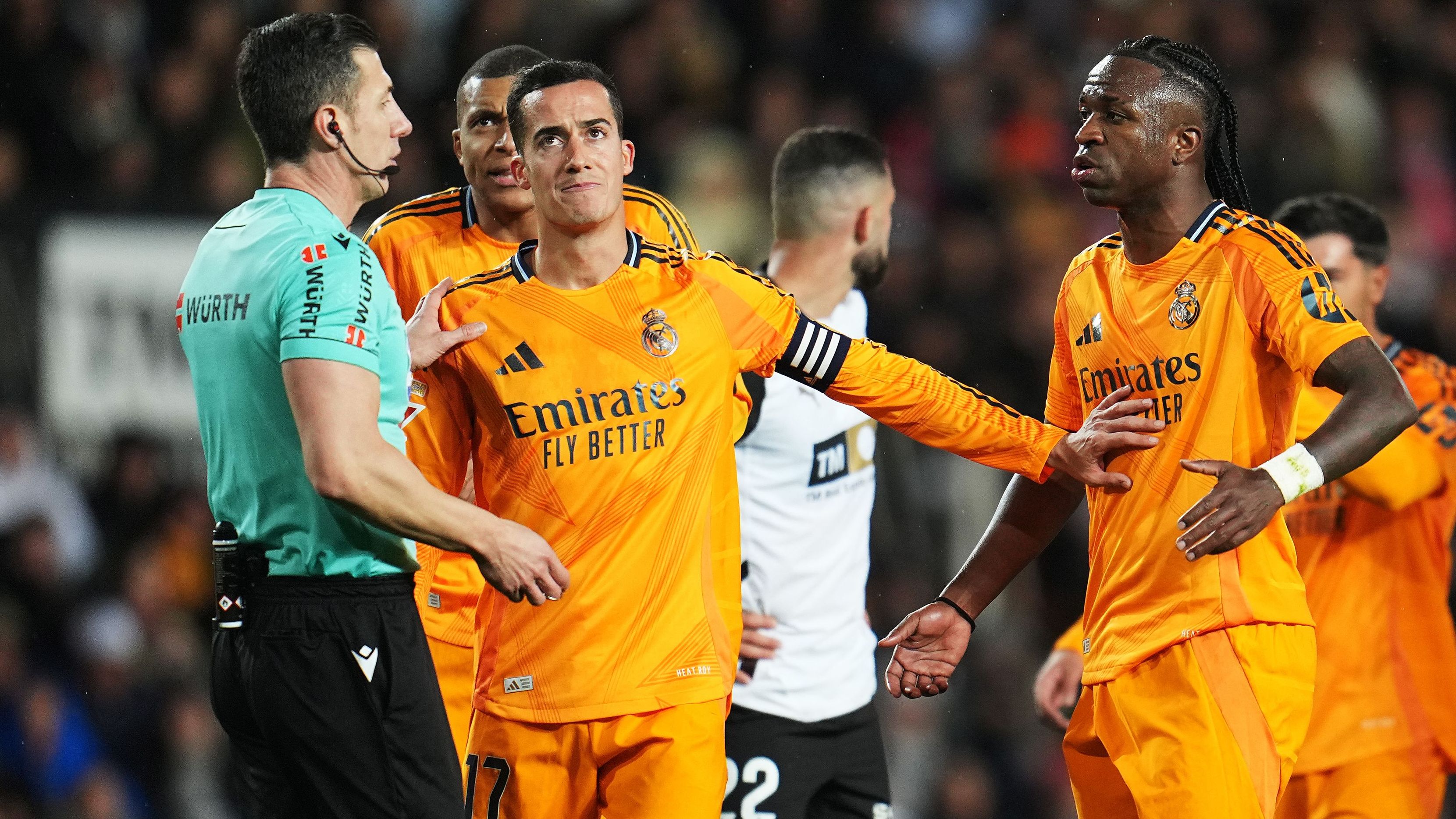 Valencia CF v Real Madrid CF - La Liga EA Sports