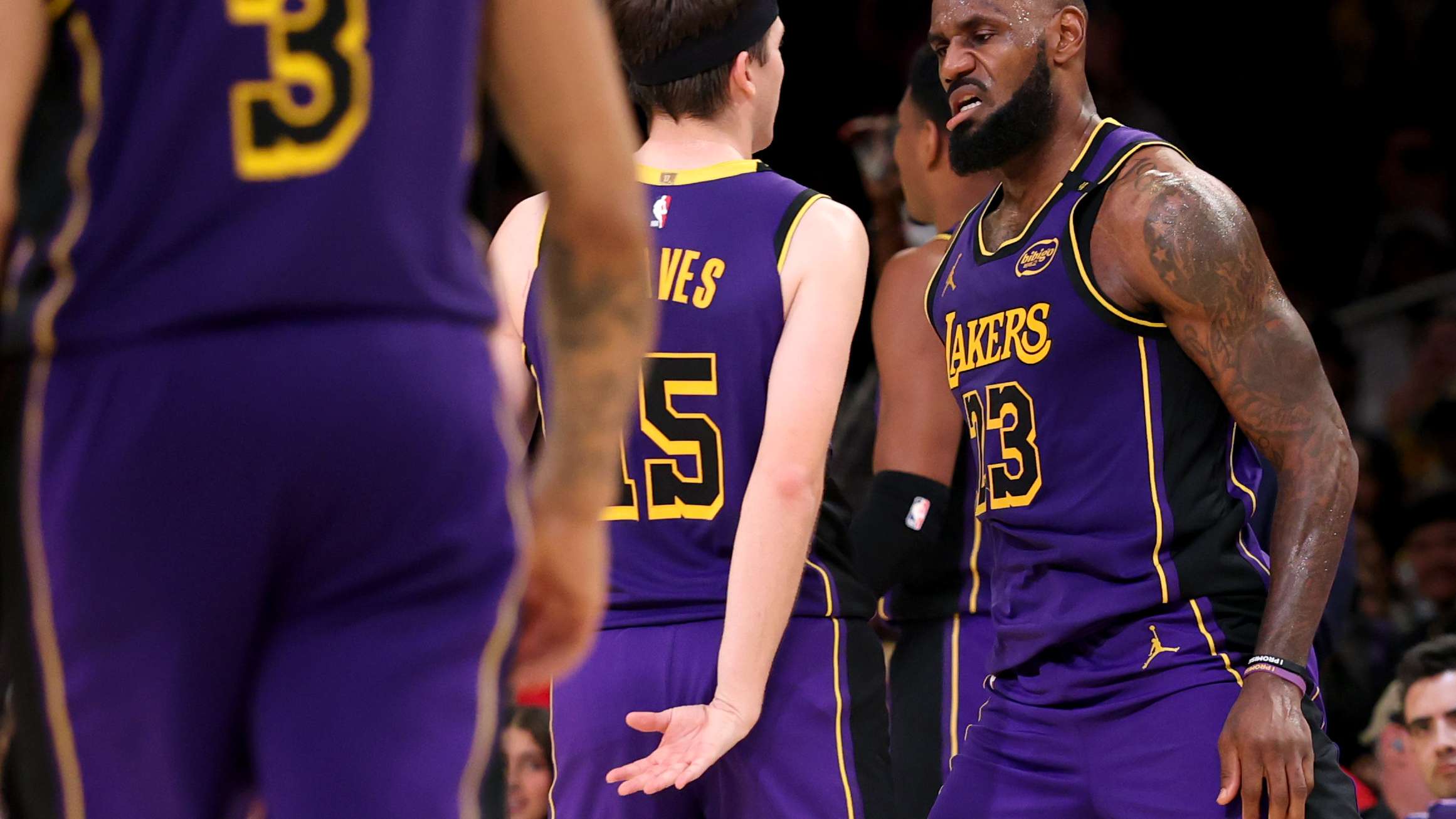 Atlanta Hawks v Los Angeles Lakers