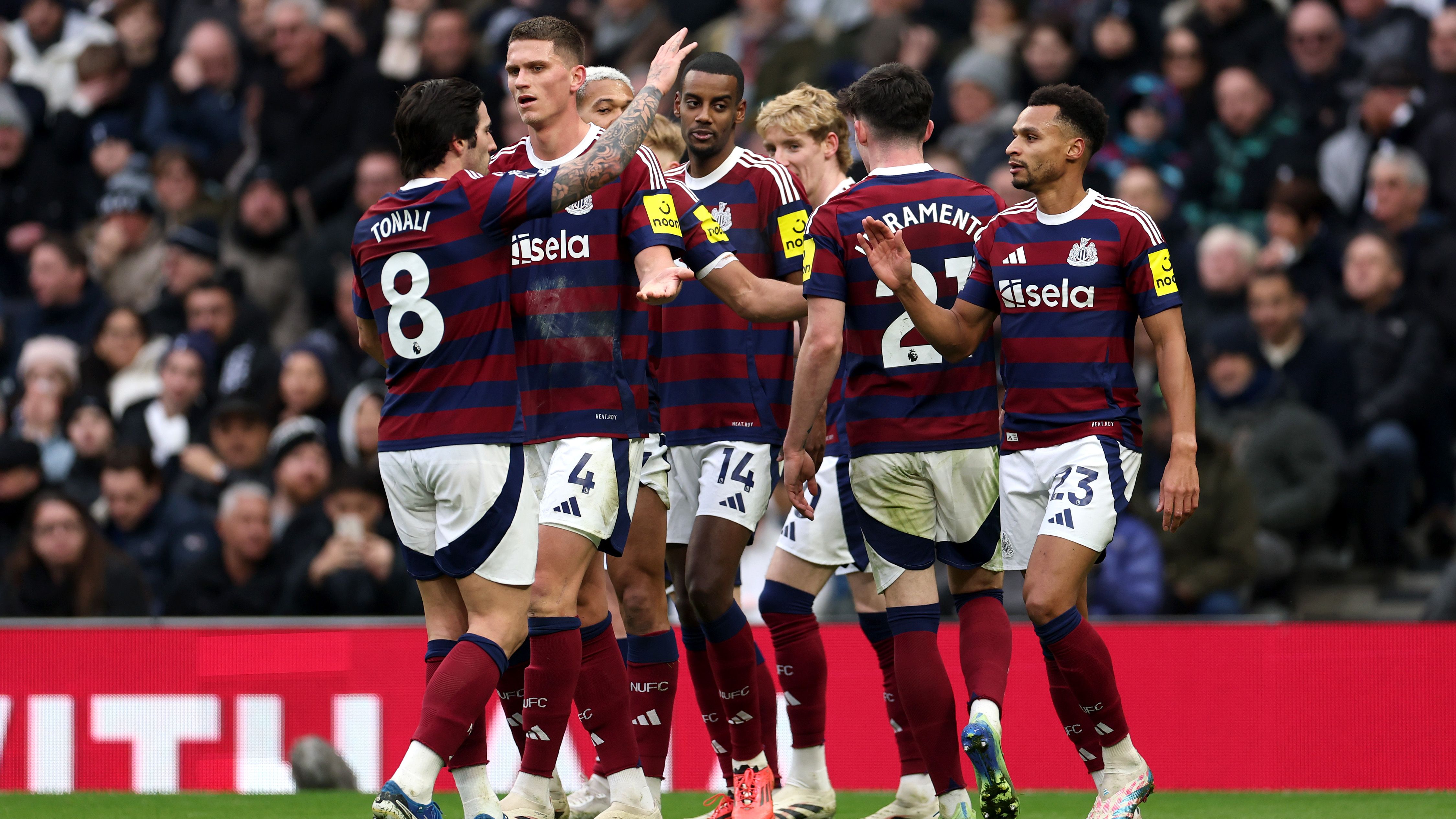 Tottenham Hotspur FC v Newcastle United FC - Premier League