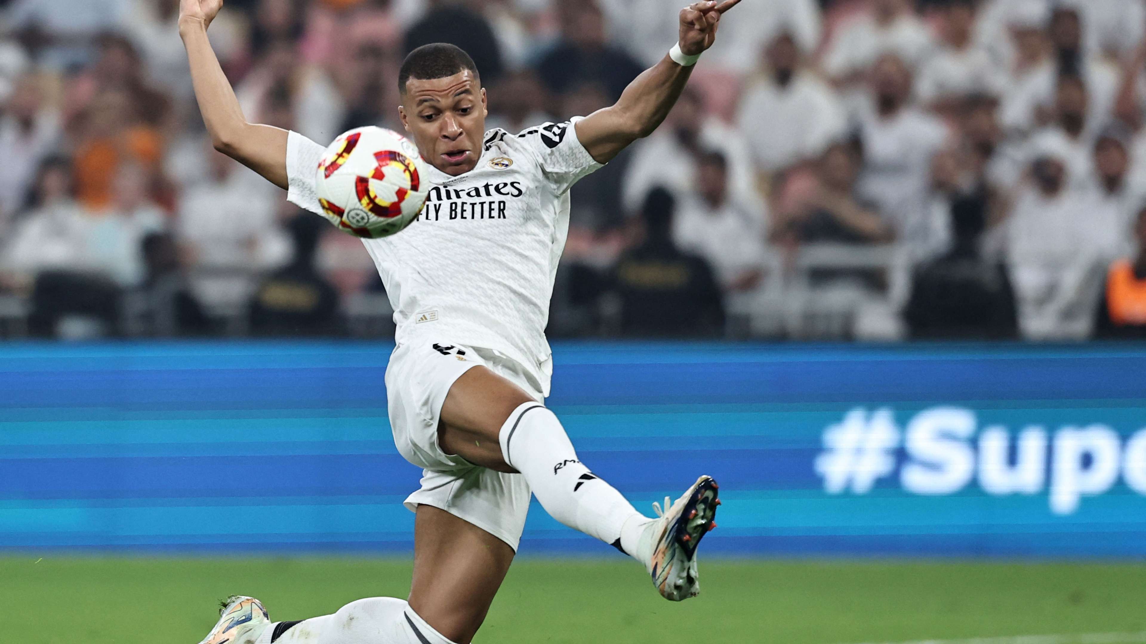 TOPSHOT-FBL-KSA-ESP-REAL MADRID-MALLORCA