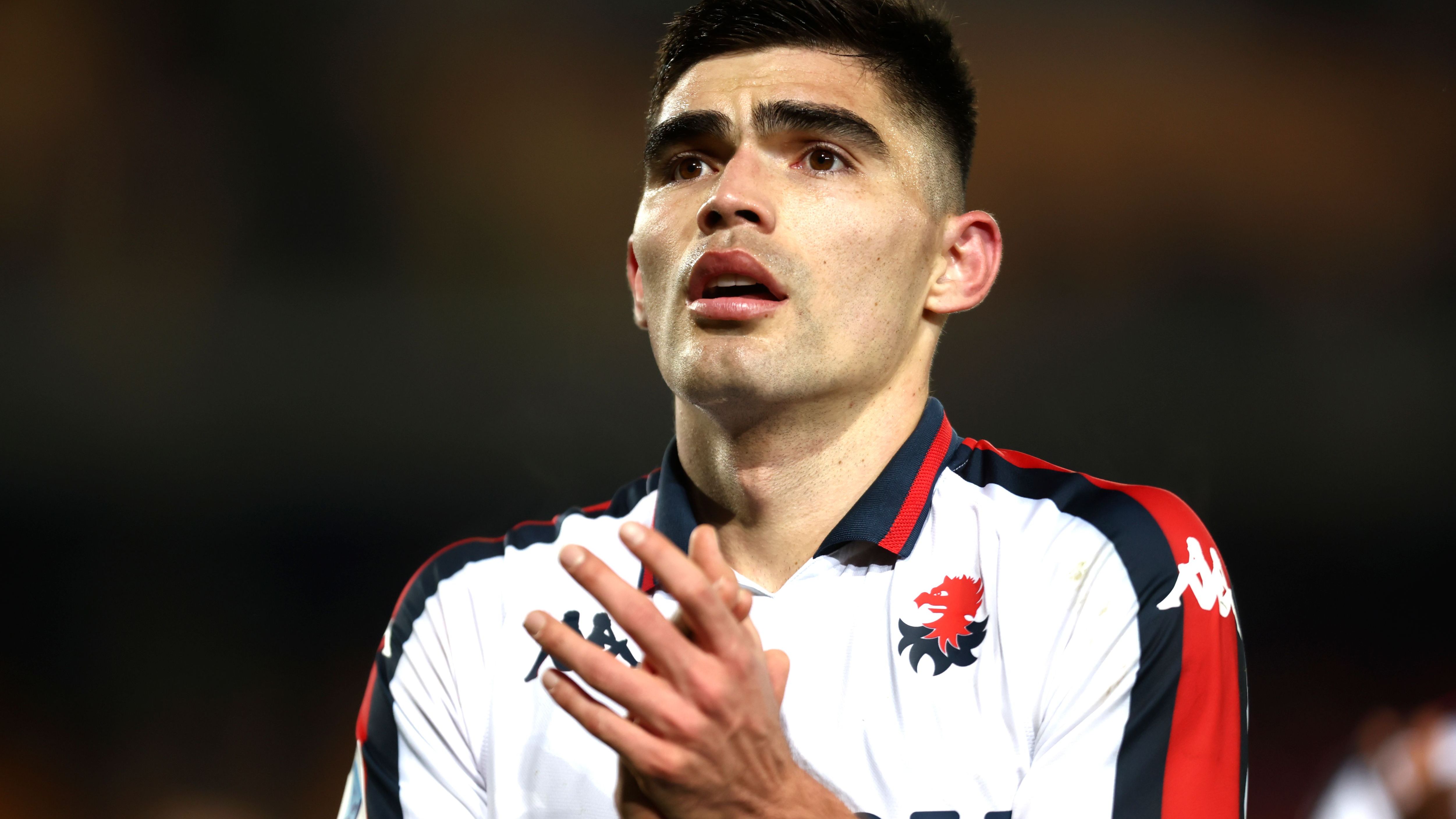 'Hope he remembers how I defend' - Genoa's Johan Vásquez sends message to Milan's Santiago Giménez ahead of their Serie A clash | Goal.com UK