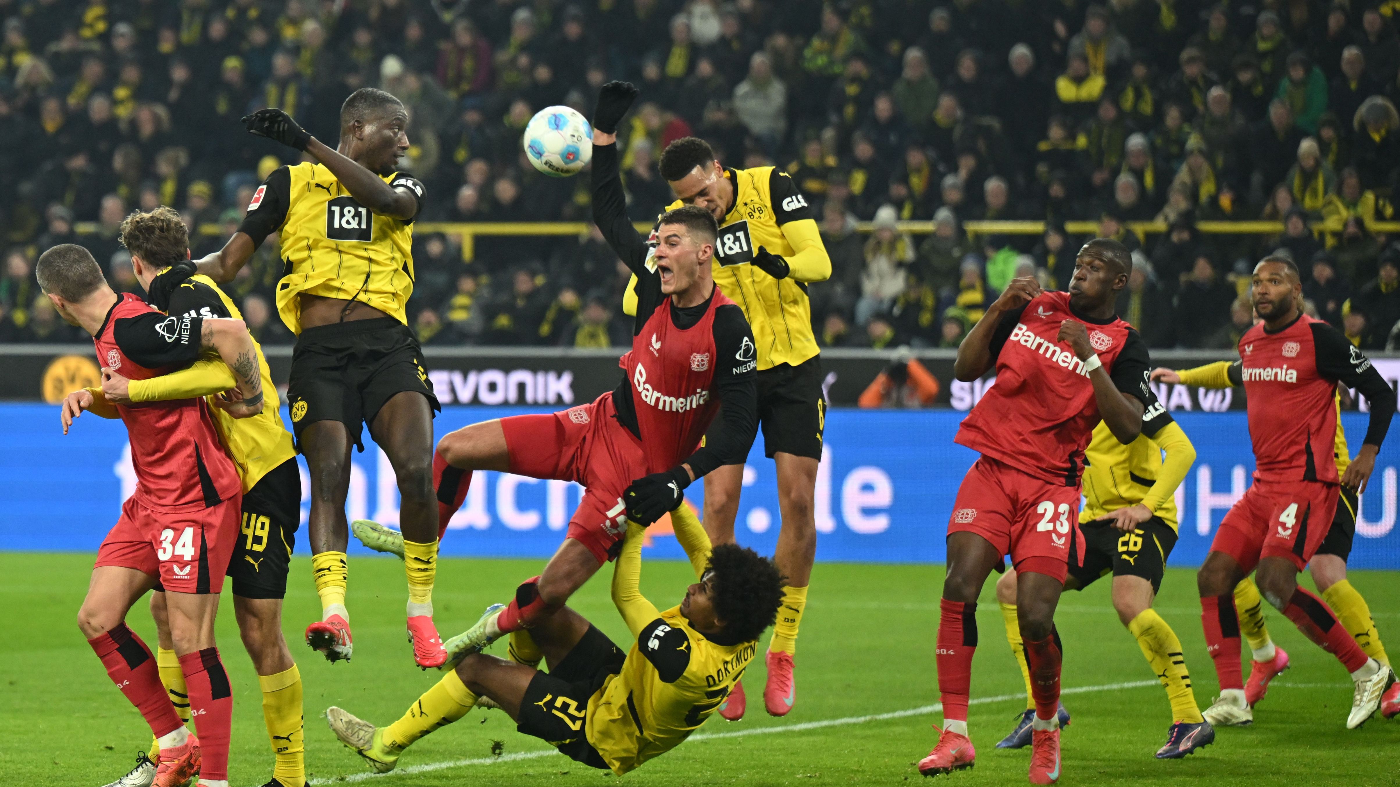 FBL-GER-BUNDESLIGA-DORTMUND-LEVERKUSEN