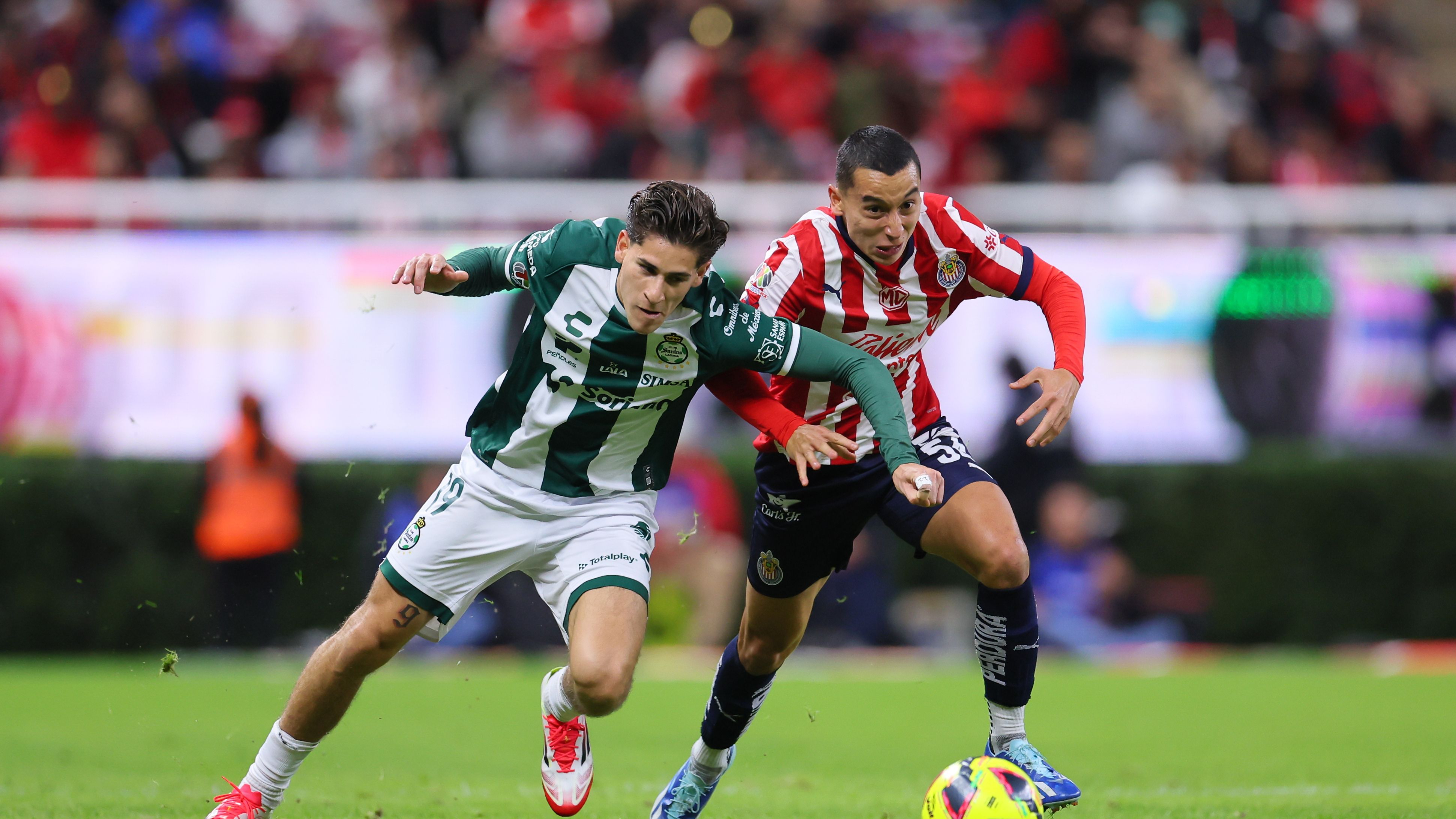 Chivas v Santos Laguna - Torneo Clausura 2025 Liga MX