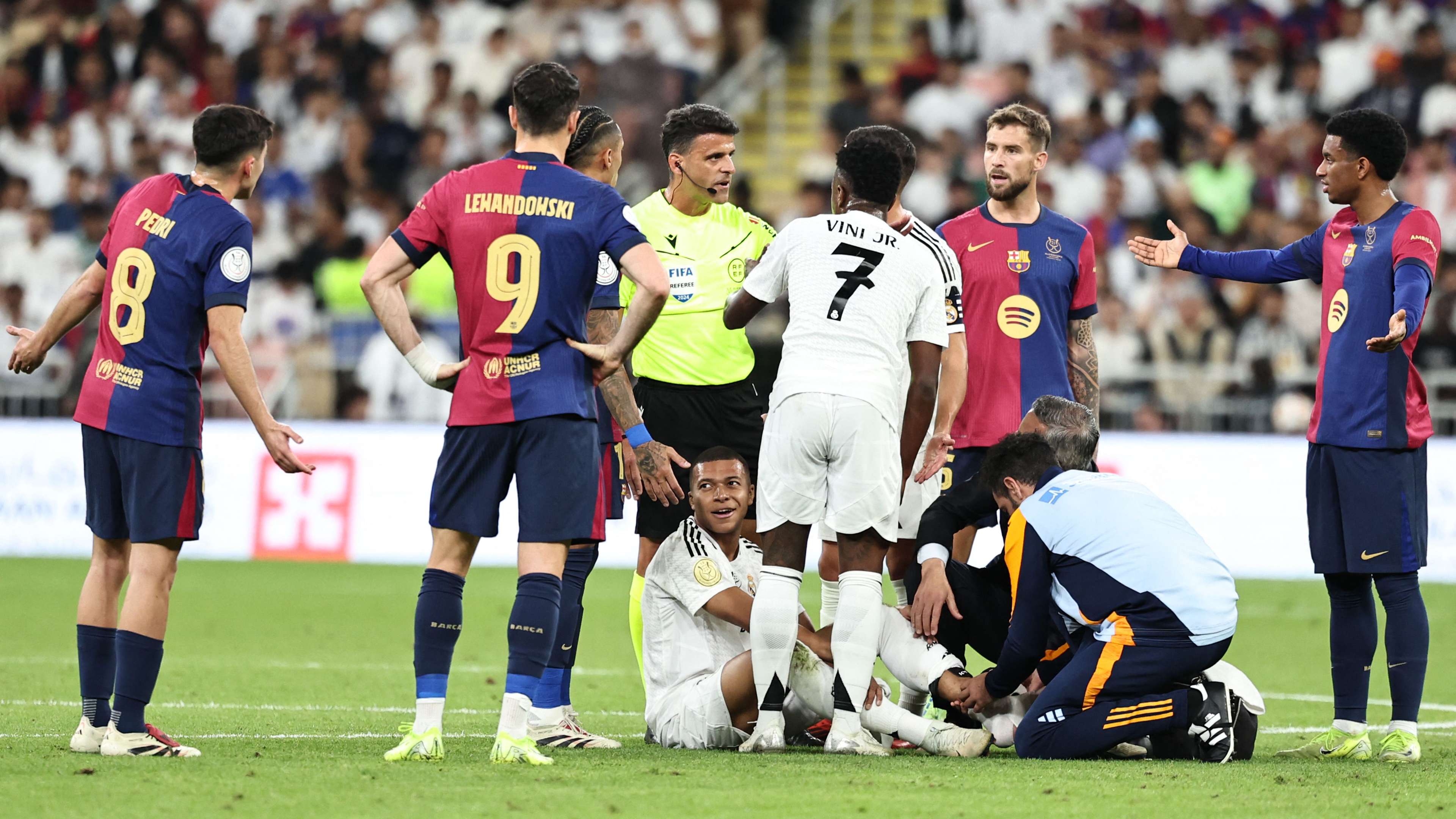 FBL-KSA-ESP-REAL MADRID-BARCELONA