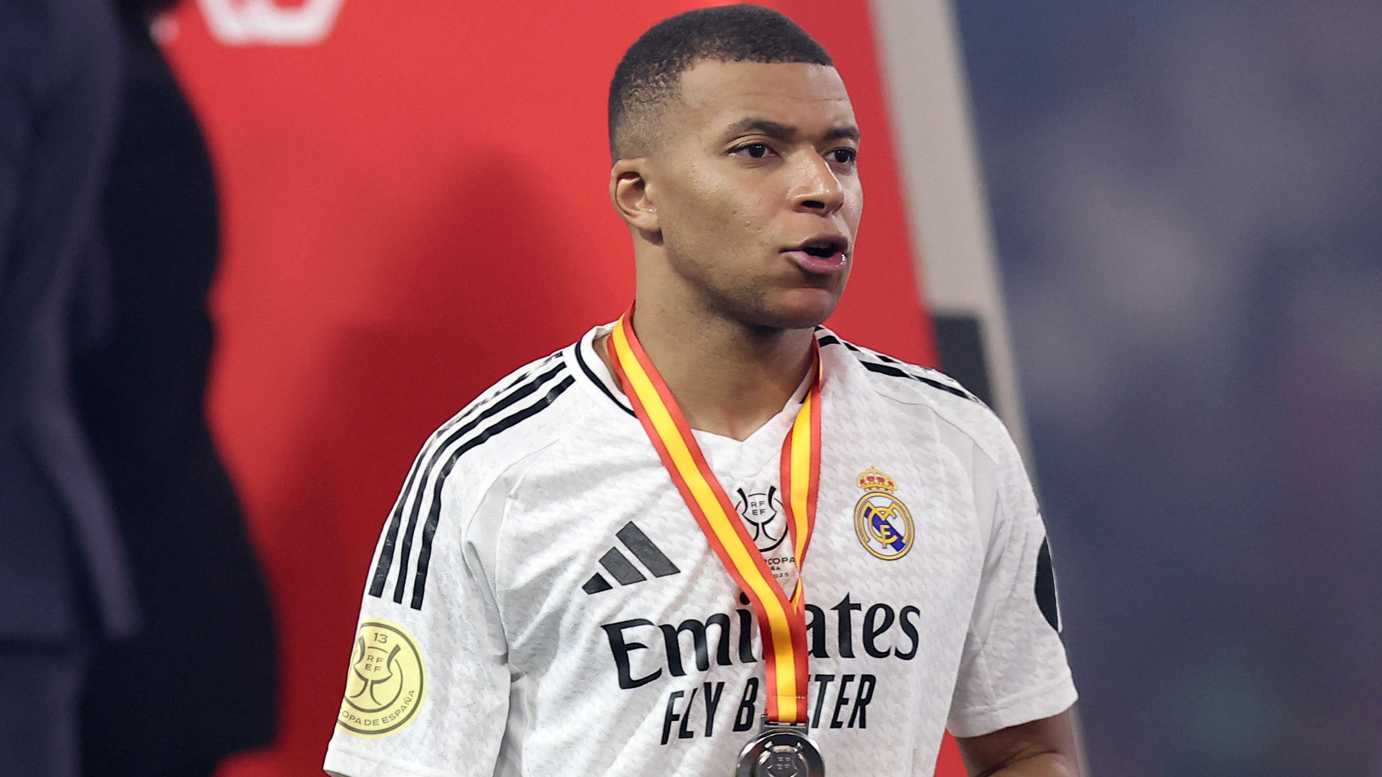 FBL-KSA-ESP-REAL MADRID-BARCELONA