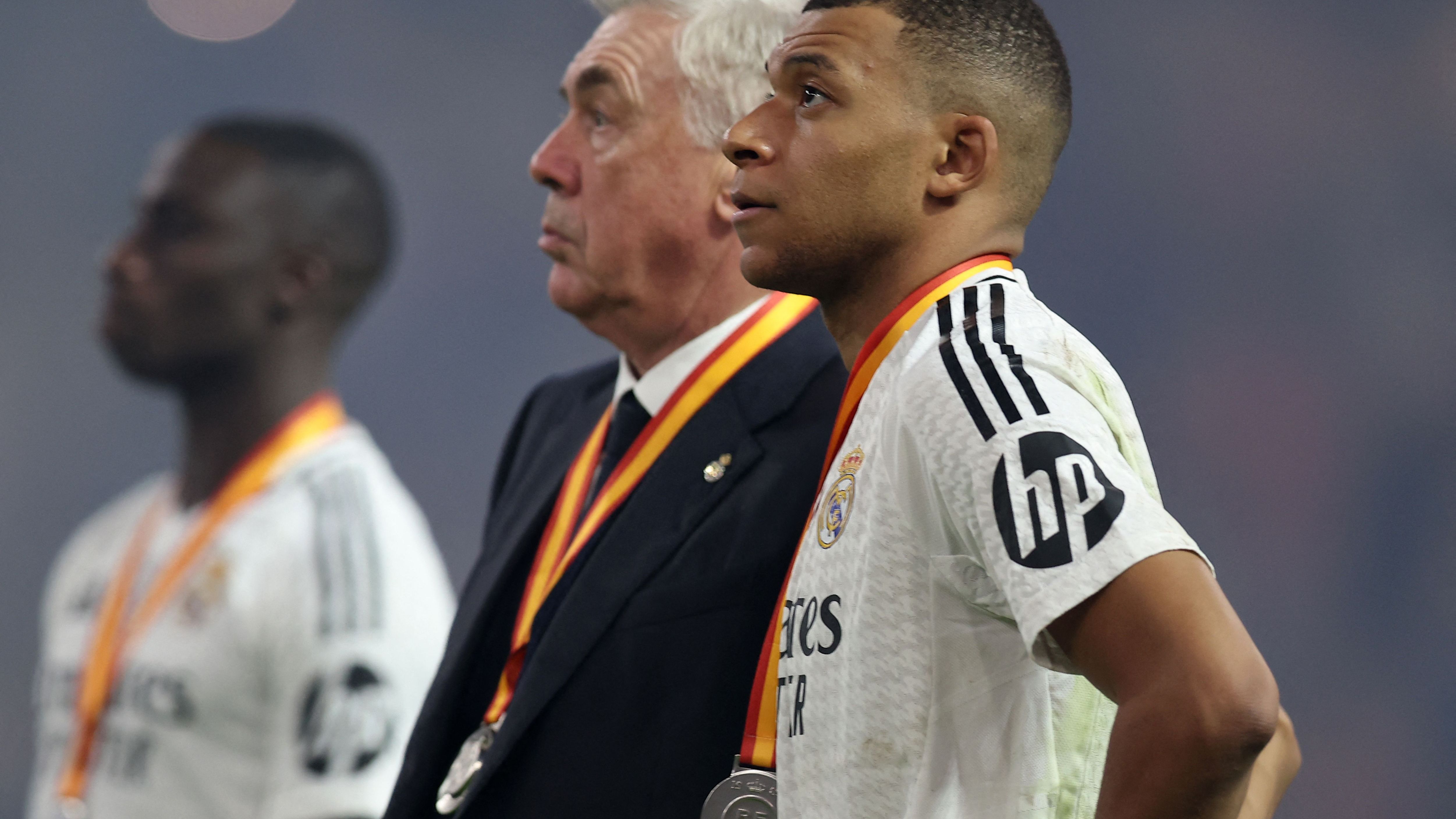 FBL-KSA-ESP-REAL MADRID-BARCELONA