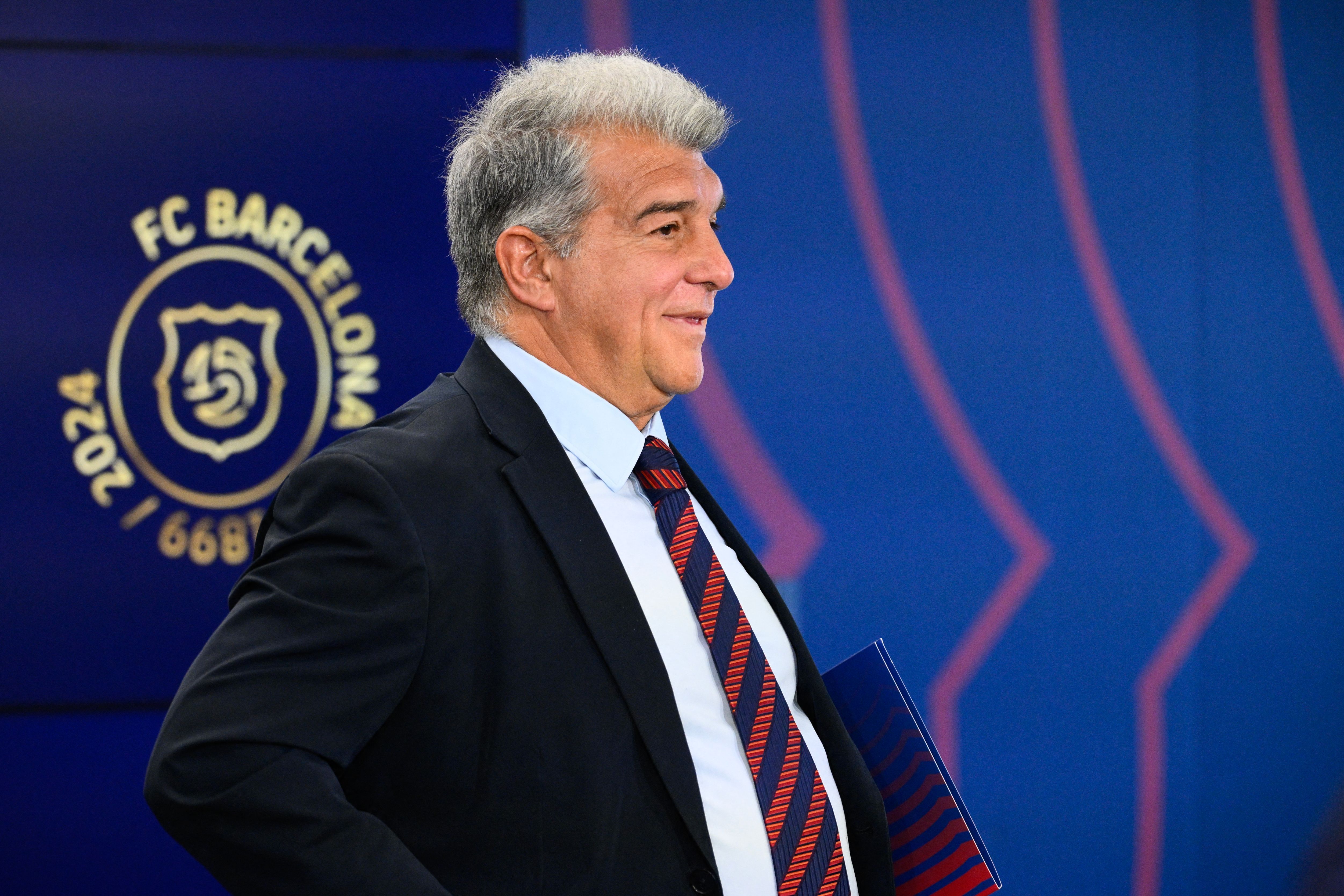 Barça : Laporta ferme la porte à Haaland et Nico Williams