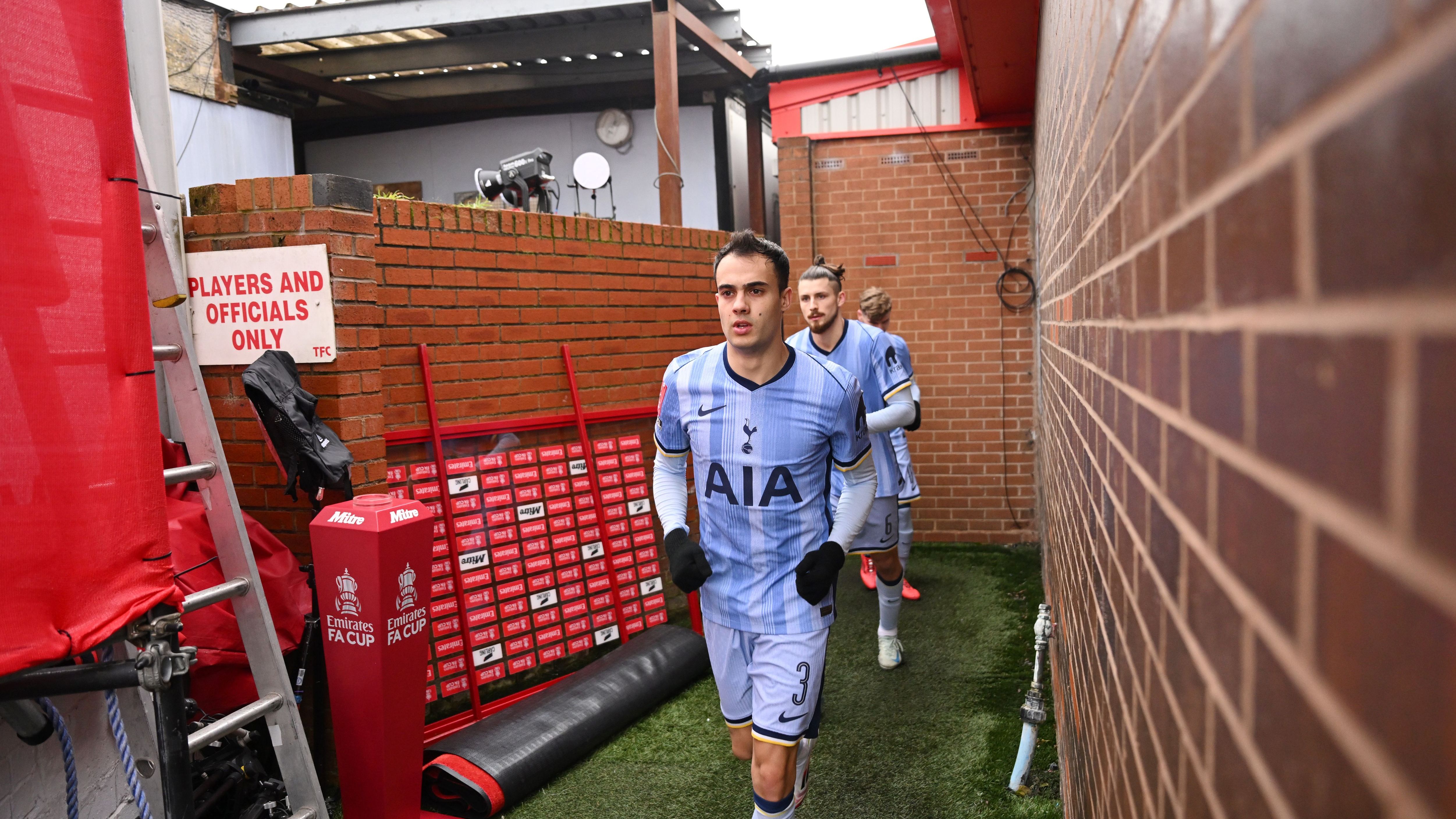 Tamworth v Tottenham Hotspur - Emirates FA Cup Third Round