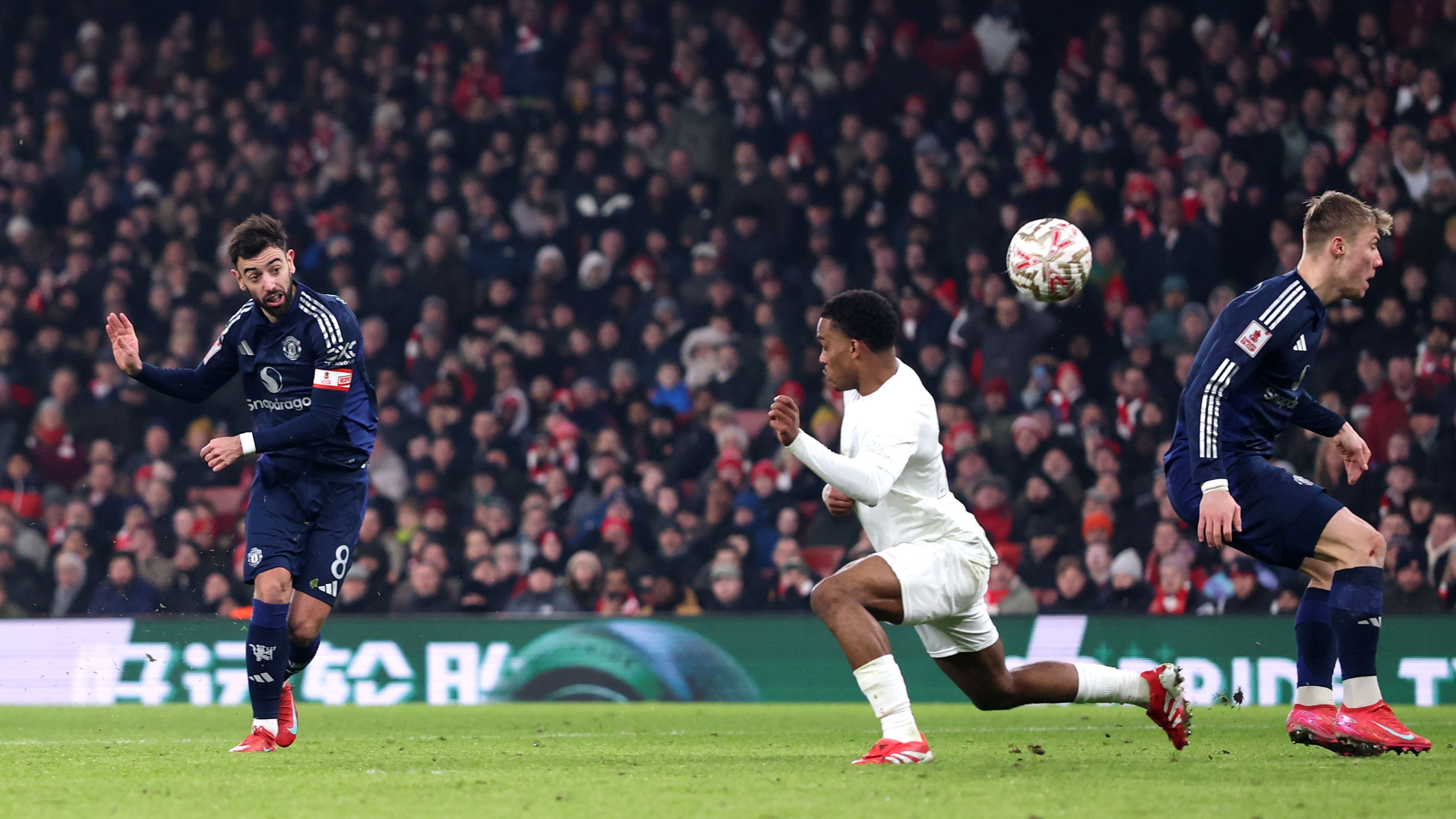 Arsenal v Manchester United - Emirates FA Cup Third Round