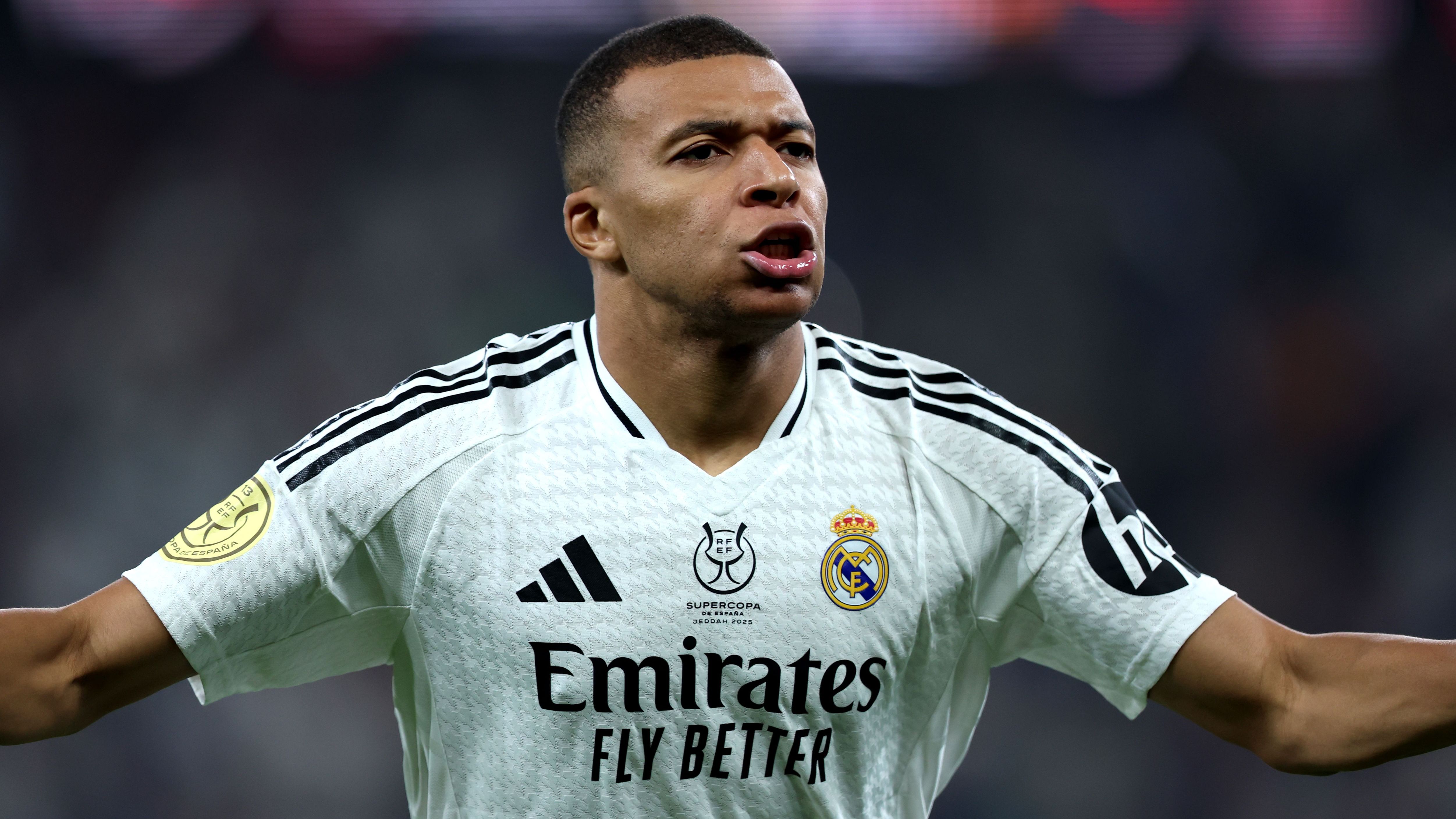 Real Madrid v FC Barcelona: Spanish Super Cup