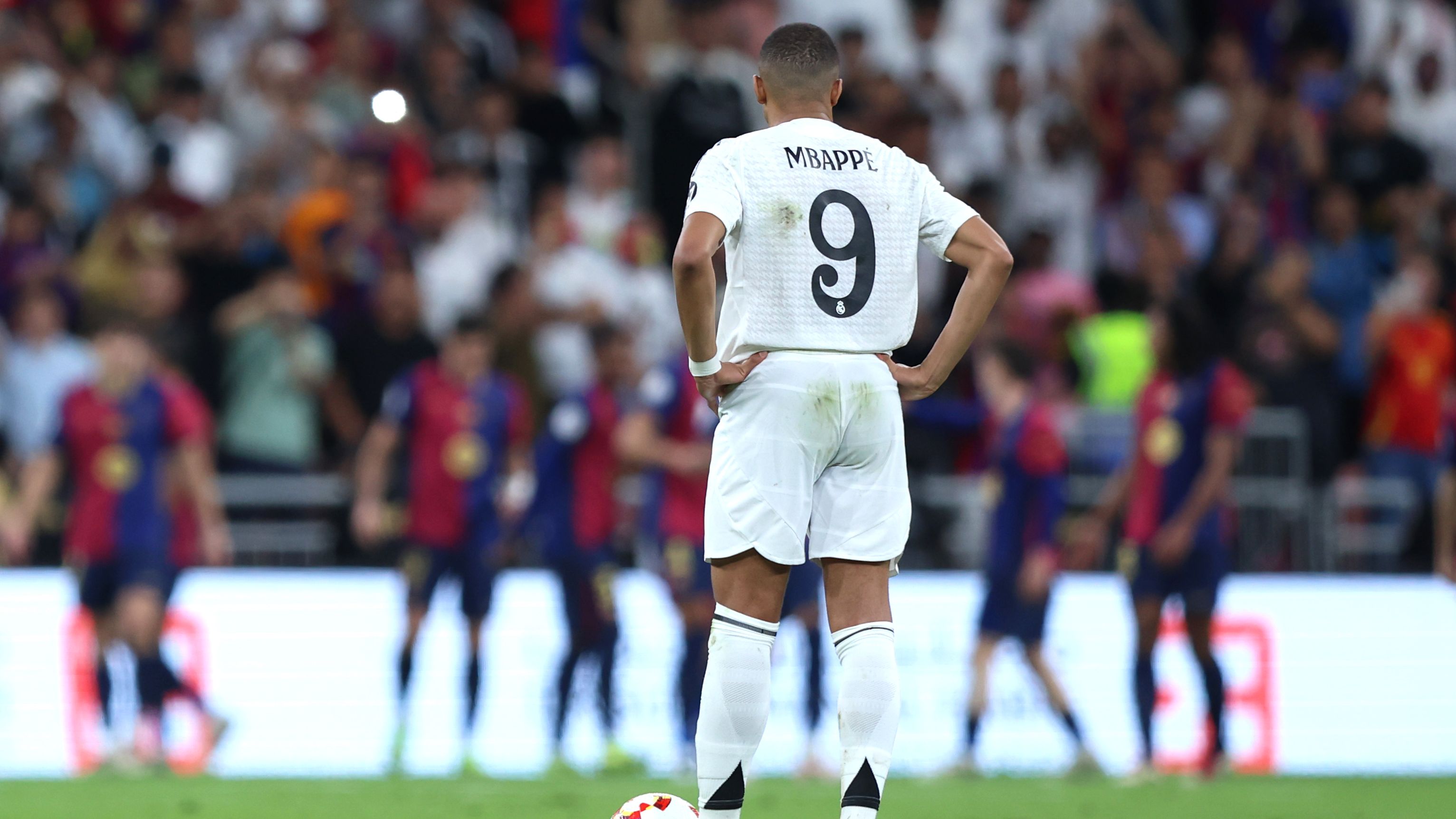 Real Madrid v FC Barcelona: Spanish Super Cup