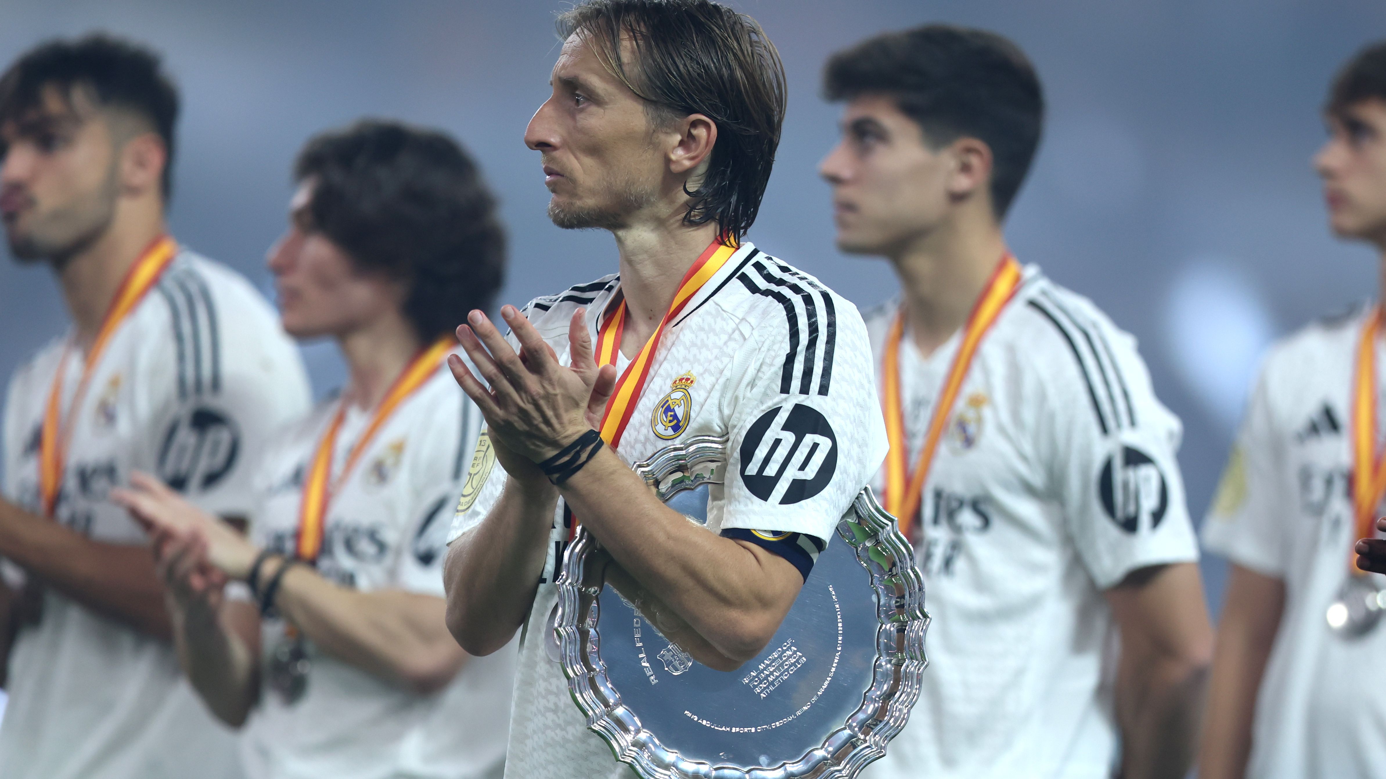 Real Madrid v FC Barcelona: Spanish Super Cup