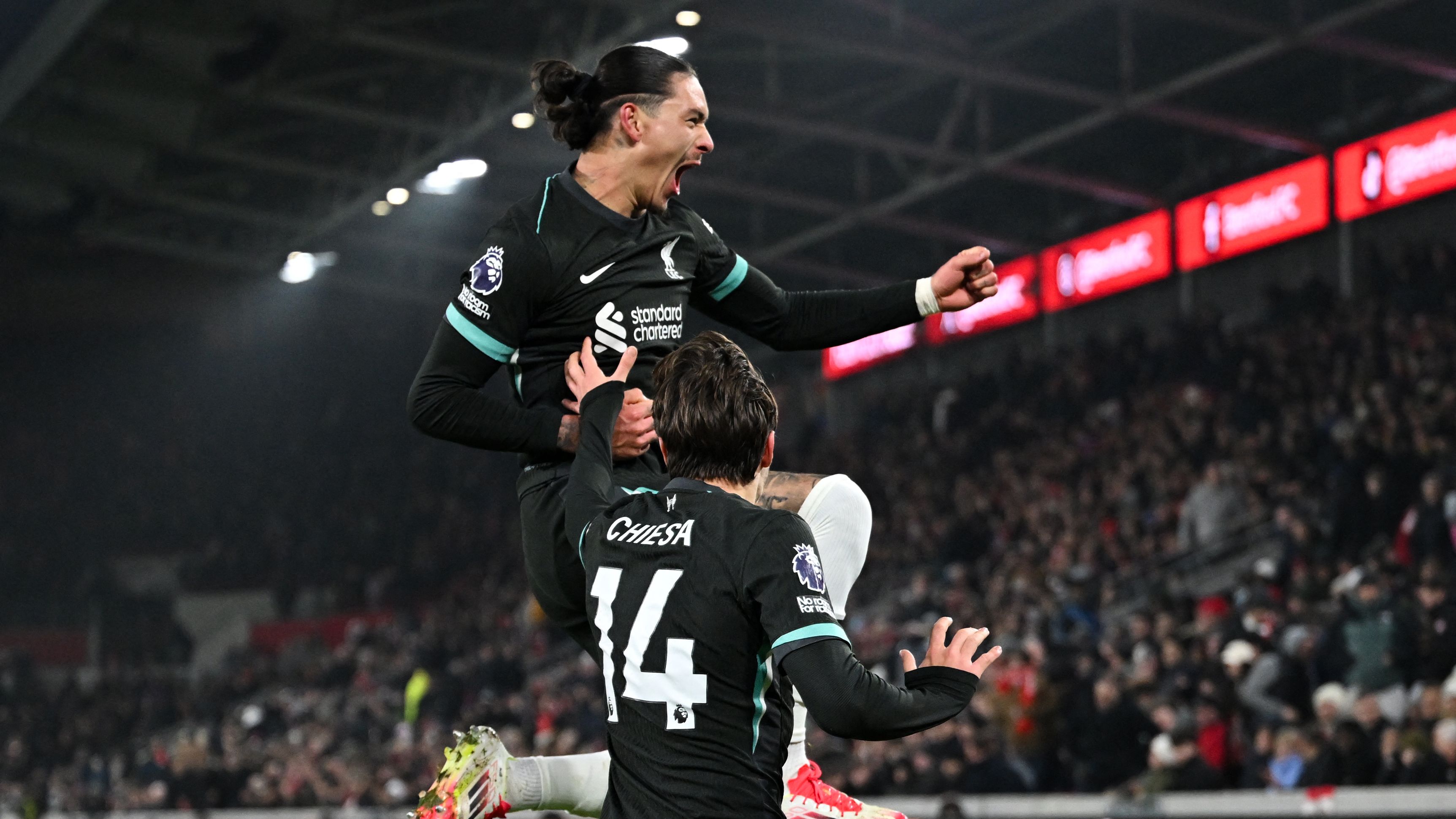 TOPSHOT-FBL-ENG-PR-BRENTFORD-LIVERPOOL