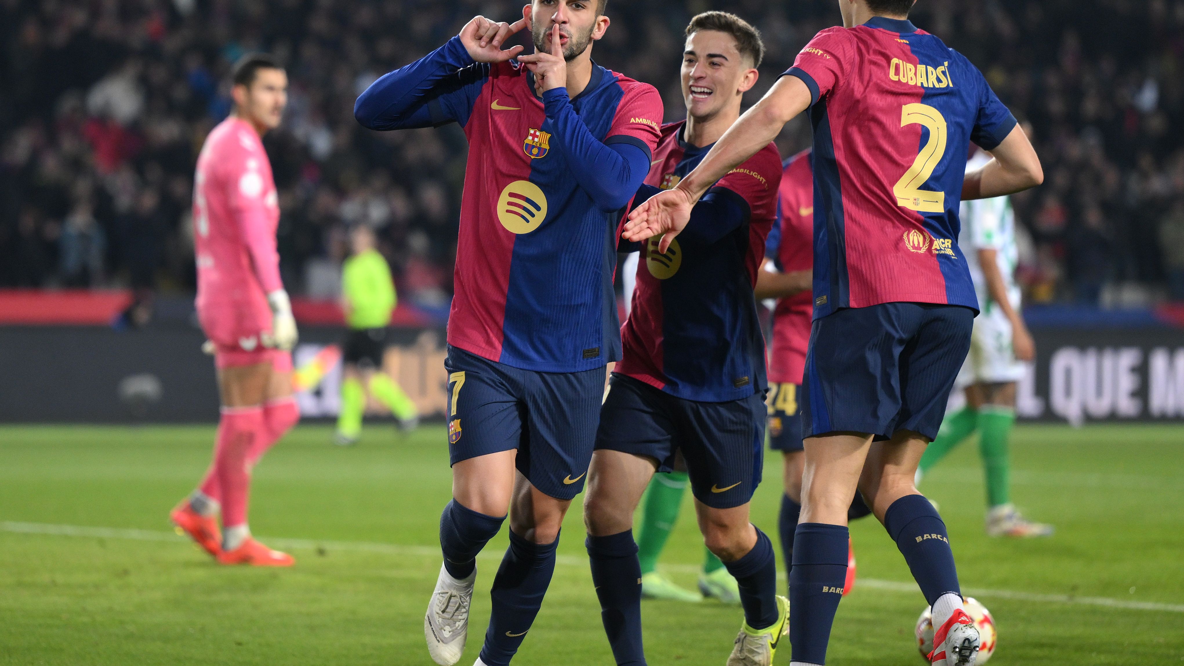 FC Barcelona v Real Betis - Copa del Rey