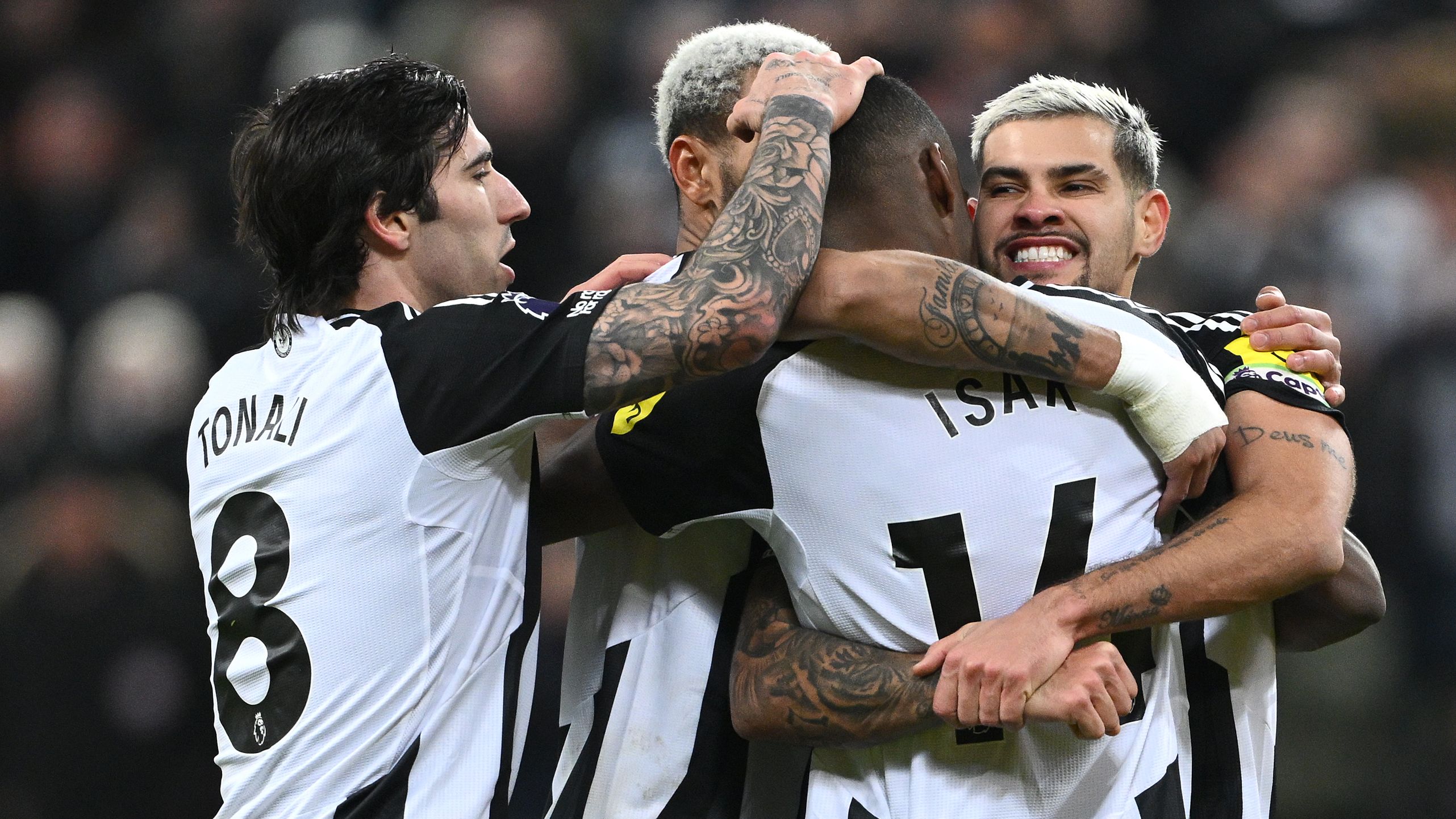 Newcastle United FC v Wolverhampton Wanderers FC - Premier League