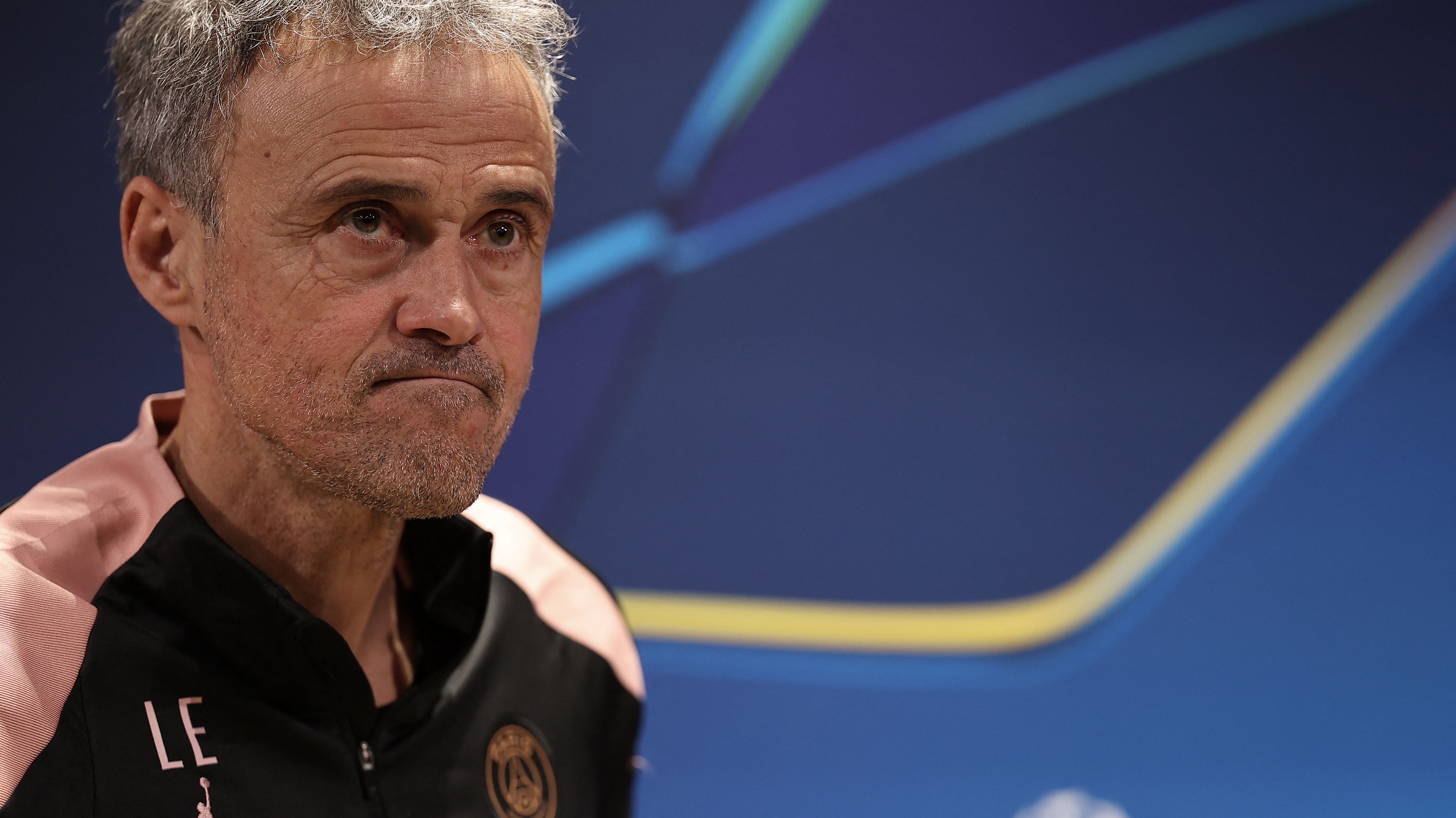 FBL-EUR-C1-PSG-PRESSER