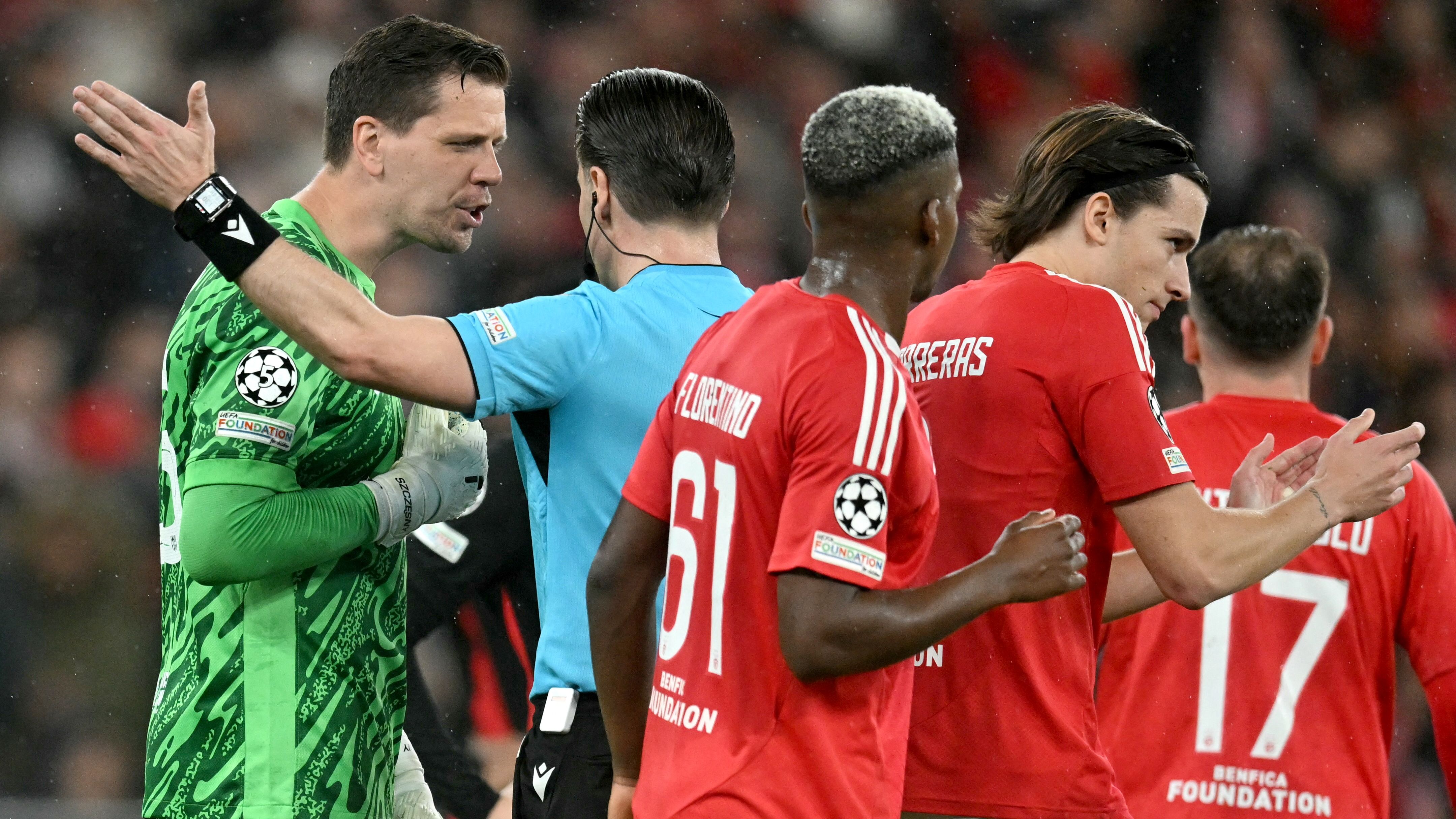 FBL-EUR-C1-BENFICA-BARCELONA