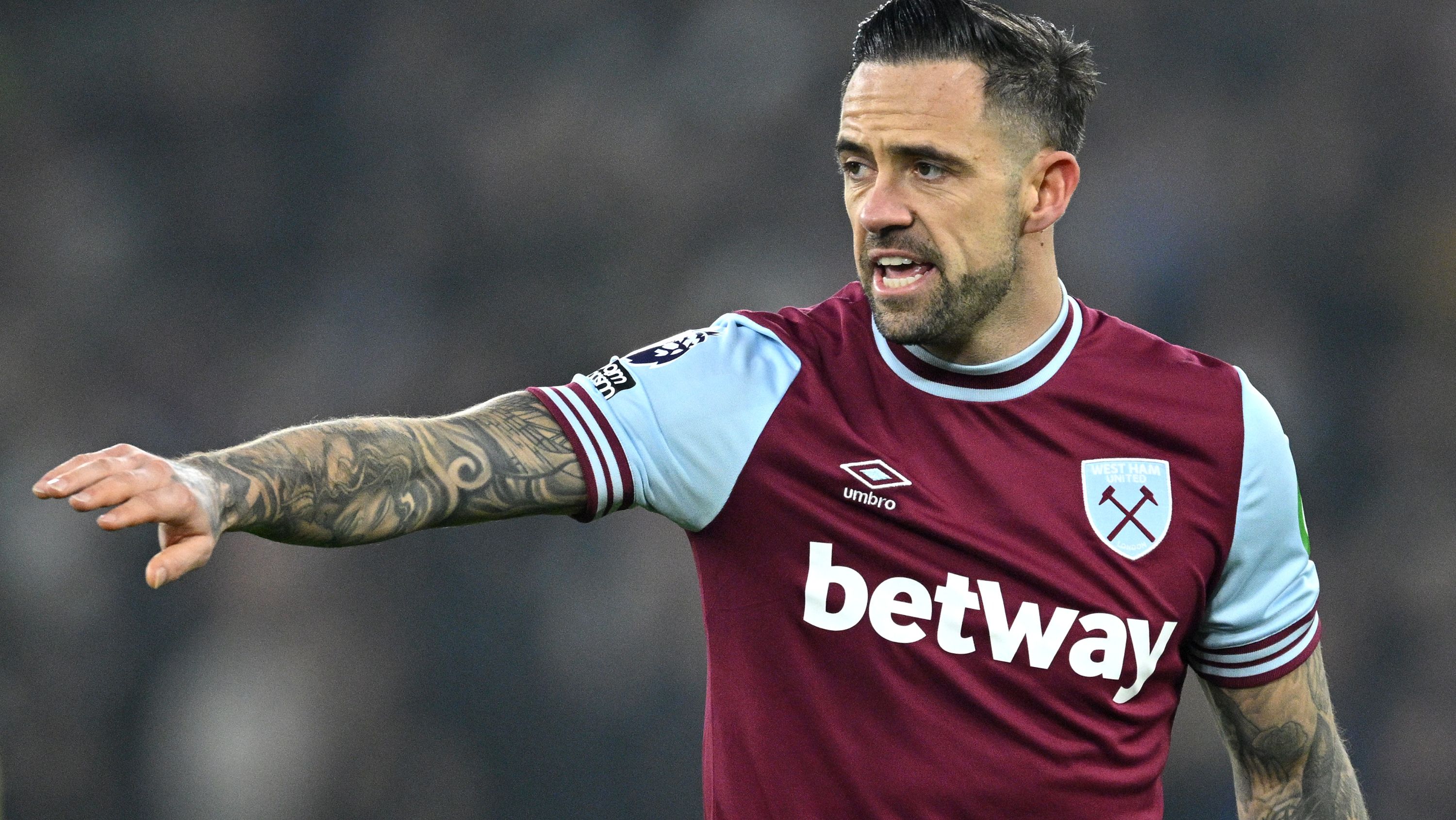 Departing West Ham duo targeted by Wrexham as Ryan Reynolds and Rob  McElhenney aim for experience to lead Championship campaign | Goal.com  Nigeria