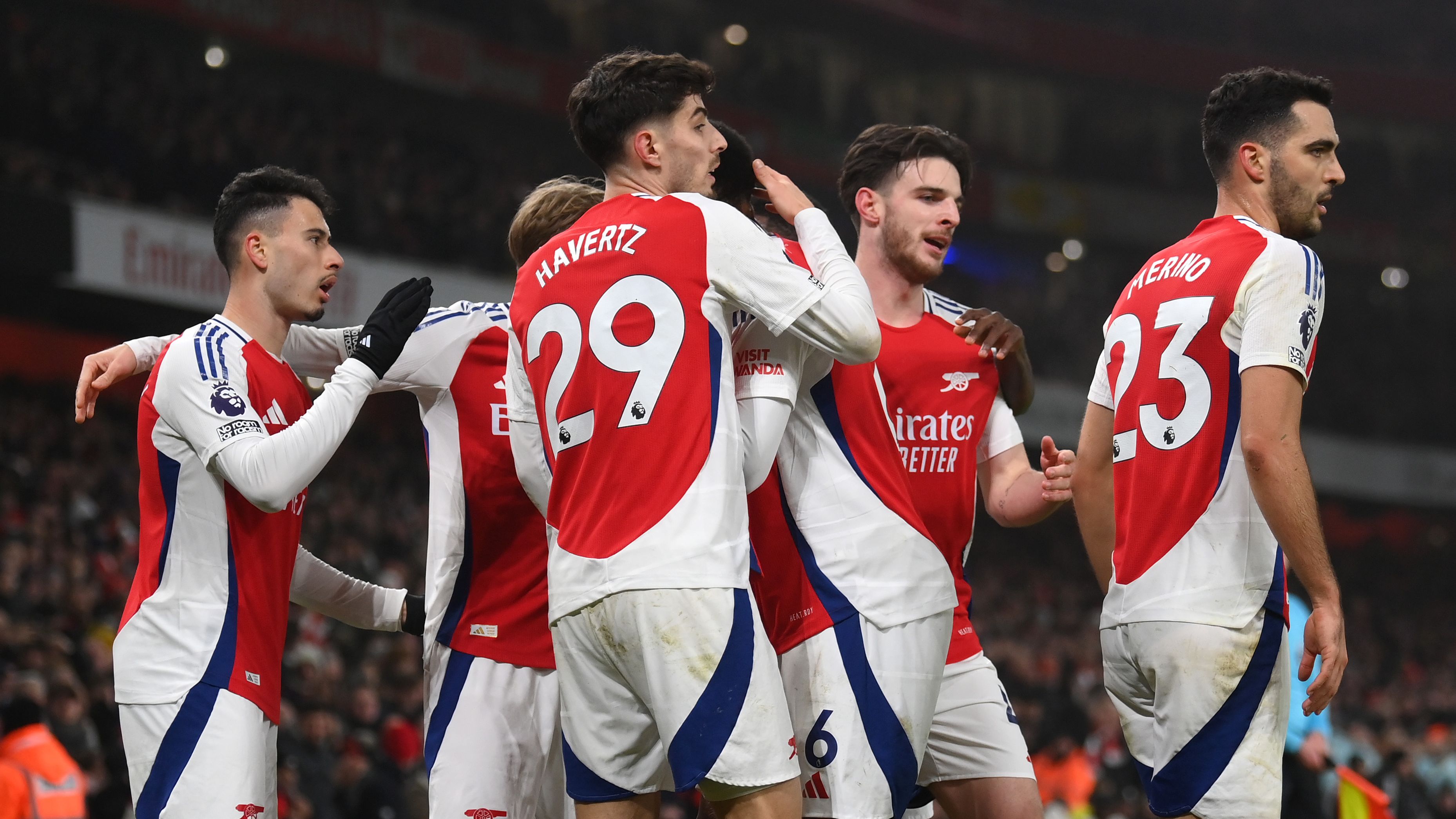 Arsenal FC v Aston Villa FC - Premier League