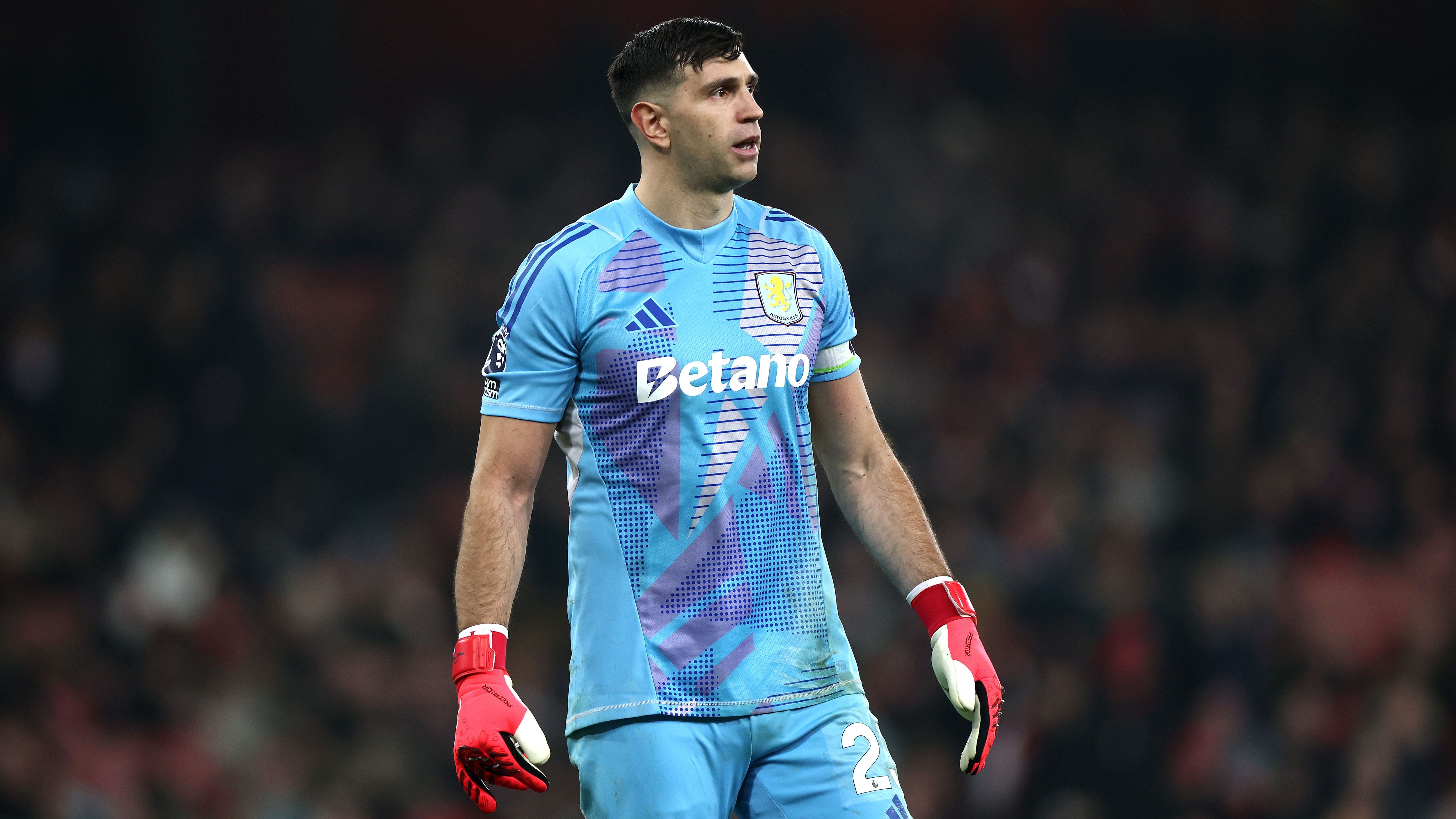 Arsenal FC v Aston Villa FC - Premier League