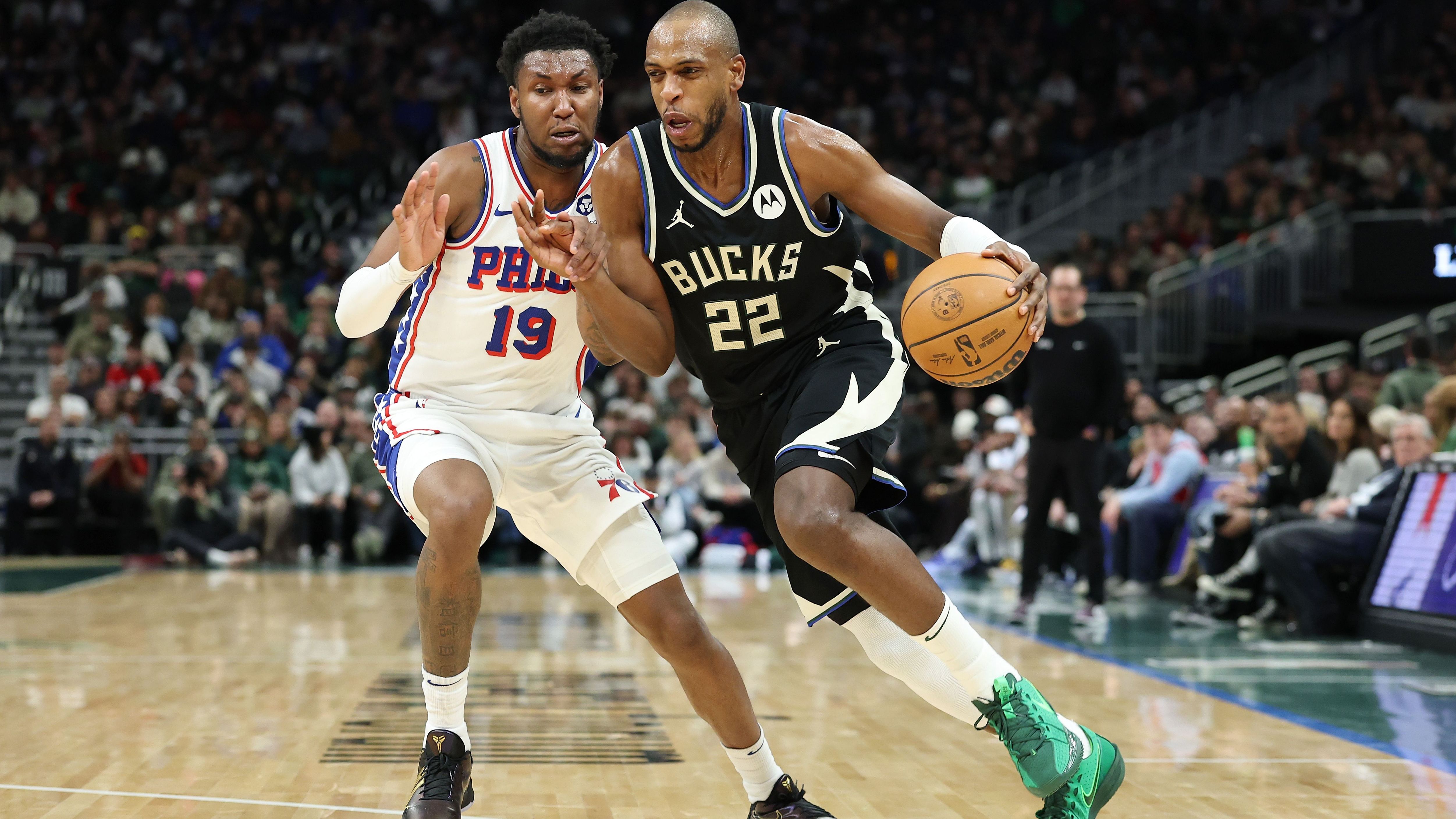 Philadelphia 76ers v Milwaukee Bucks