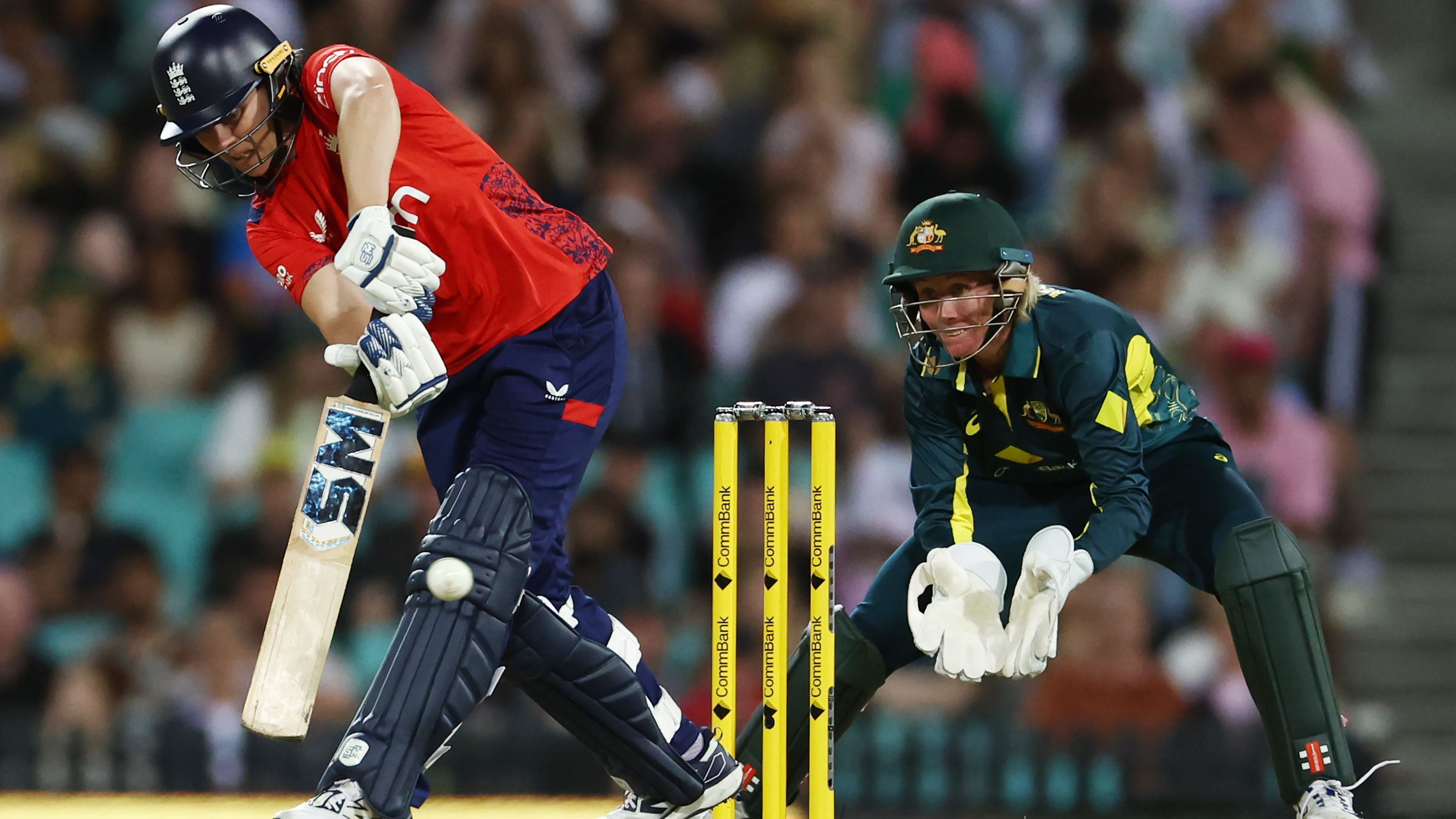 Australia v England - Women's Ashes T20I Series: Game 1
