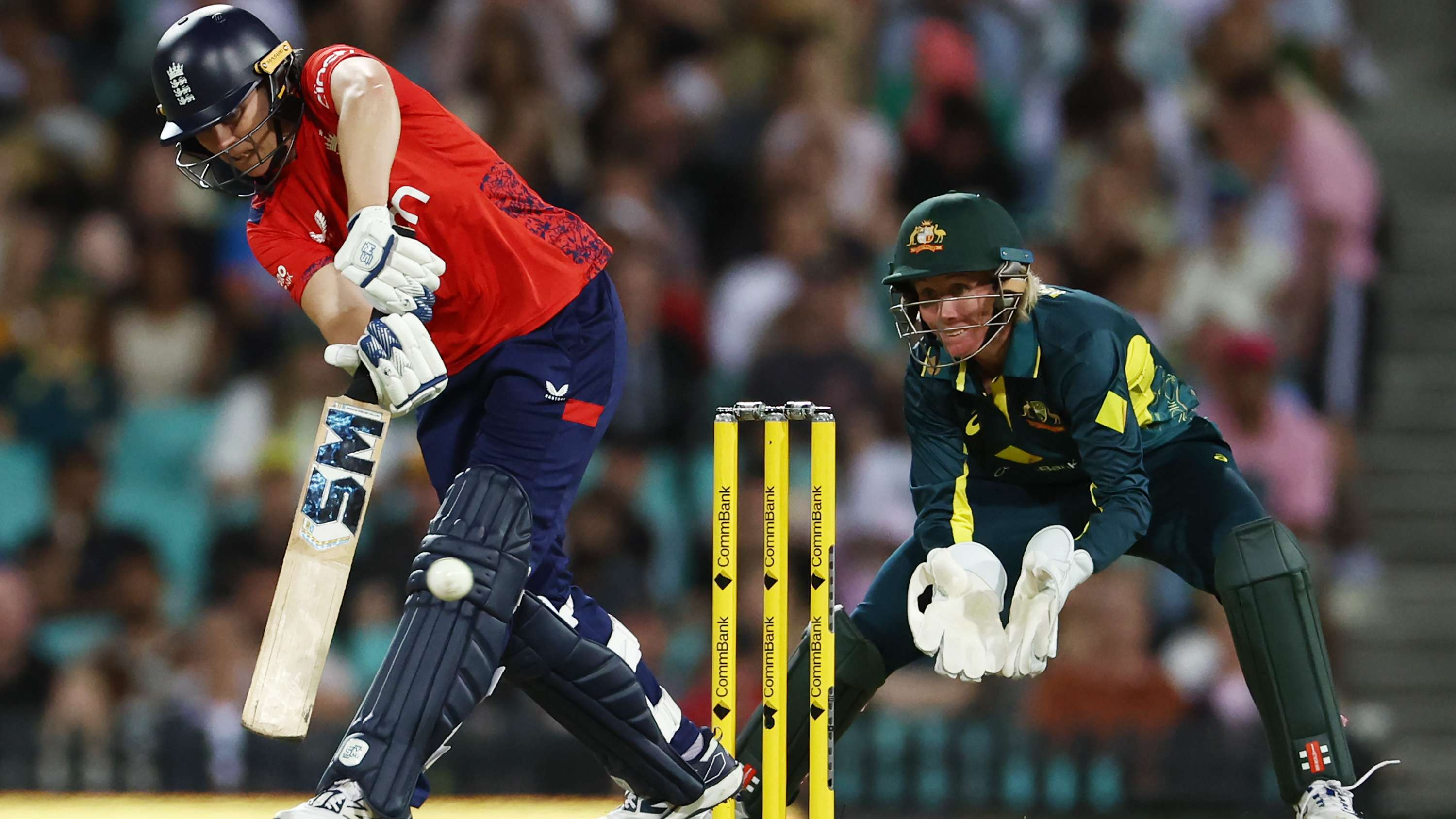 Australia v England - Women's Ashes T20I Series: Game 1