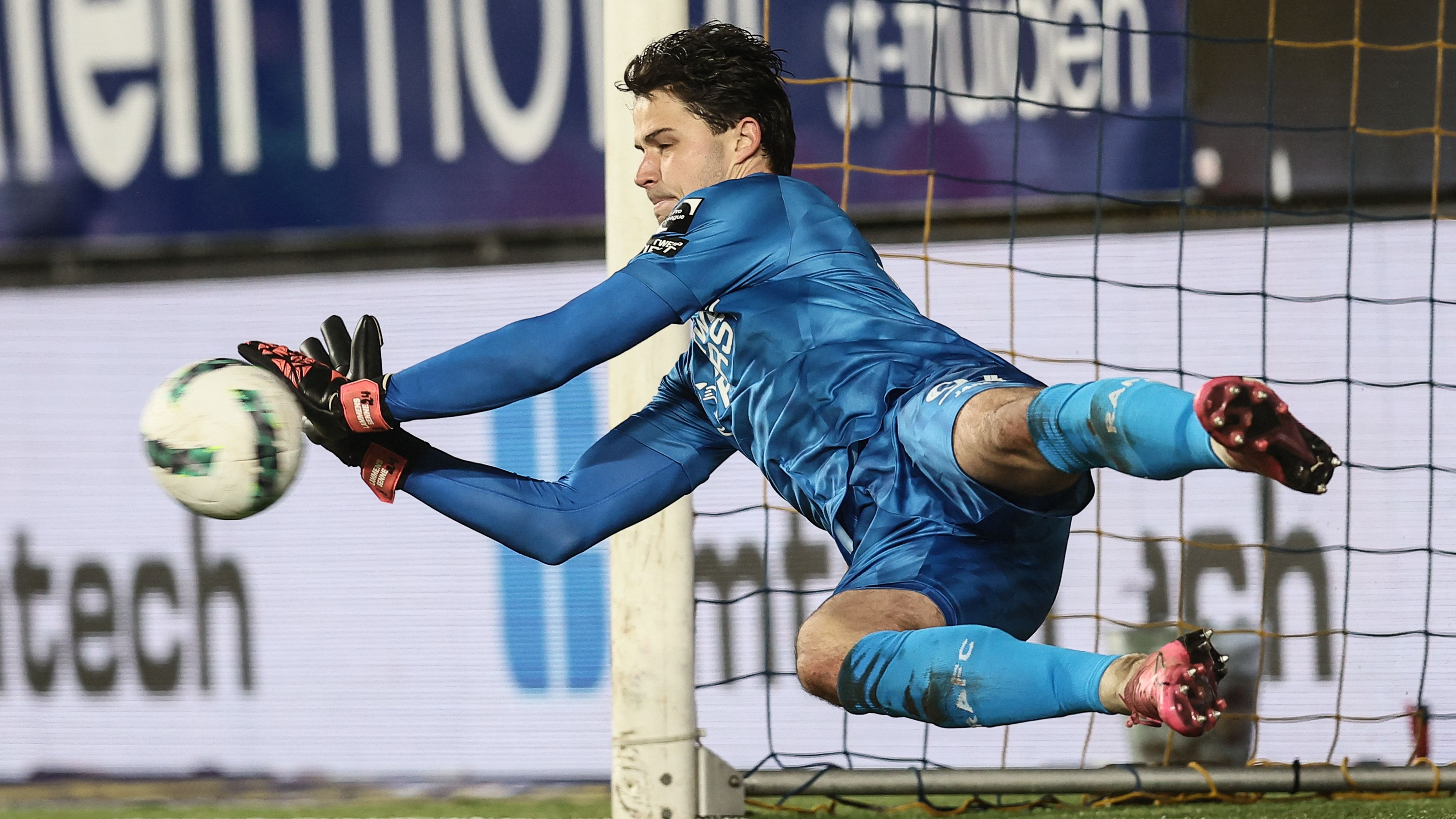 FBL-BEL-PROLEAGUE-SINT-TRUIDENSE-ANTWERP