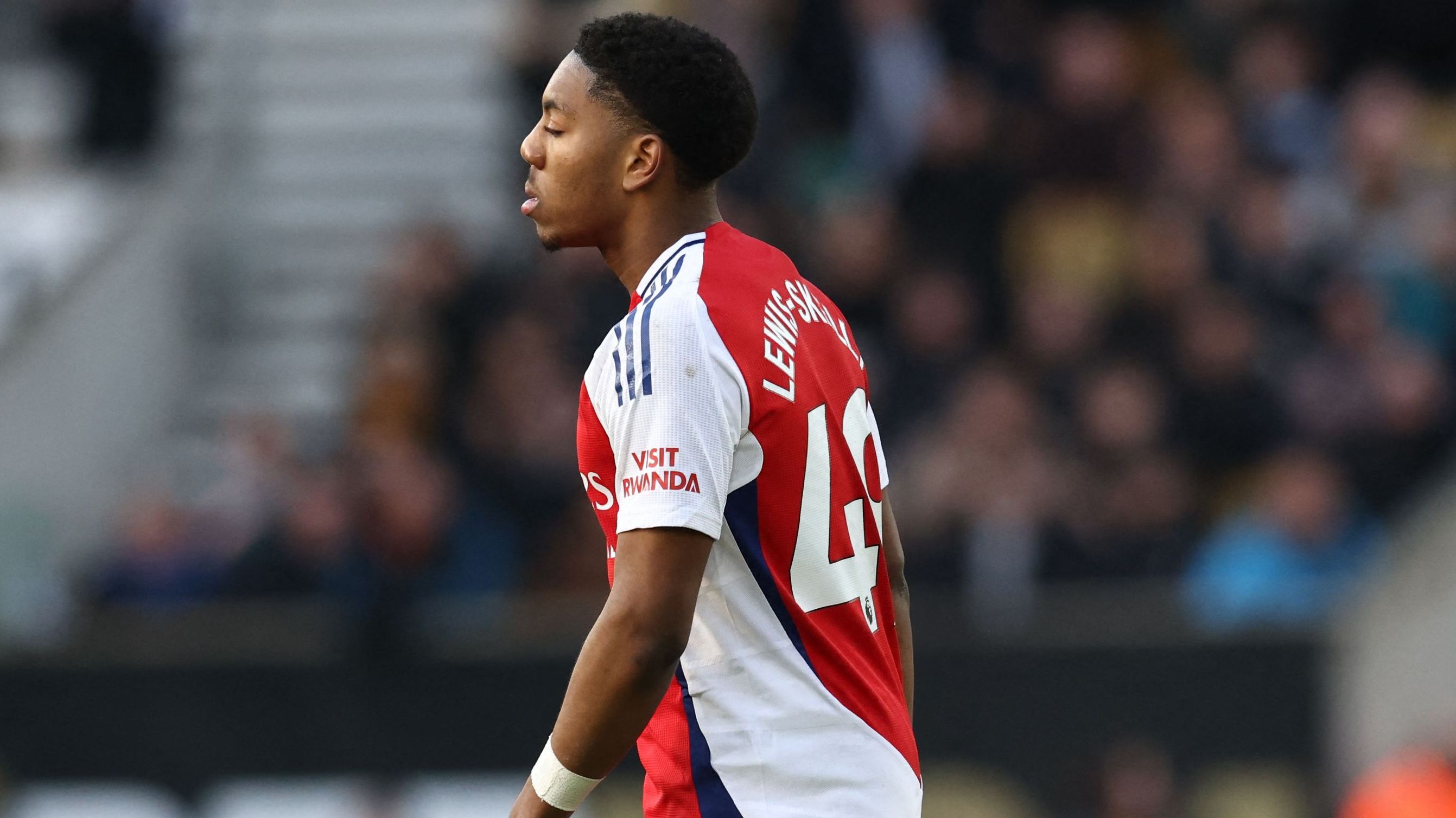 FBL-ENG-PR-WOLVES-ARSENAL