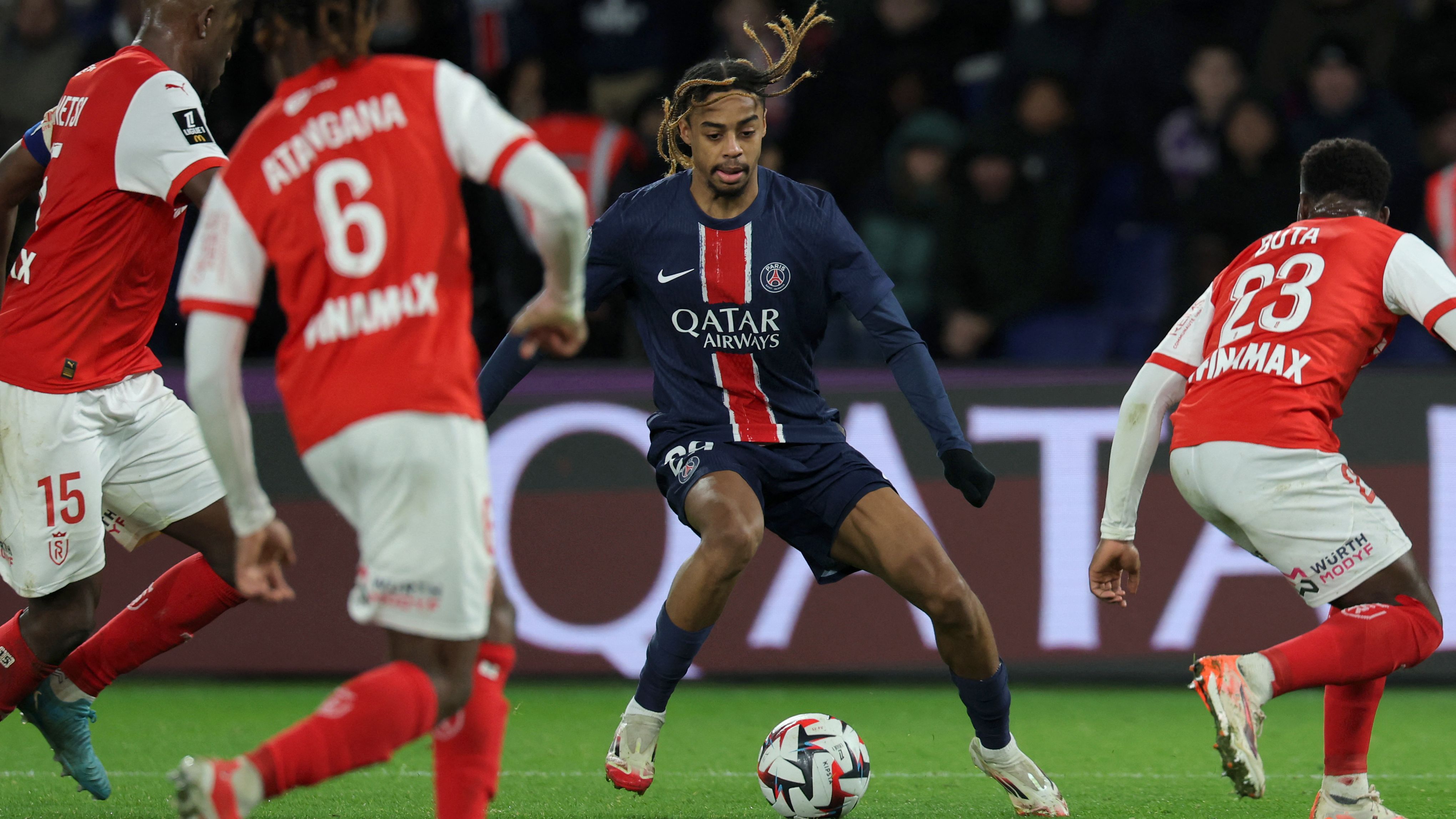 TOPSHOT-FBL-FRA-LIGUE1-PSG-REIMS