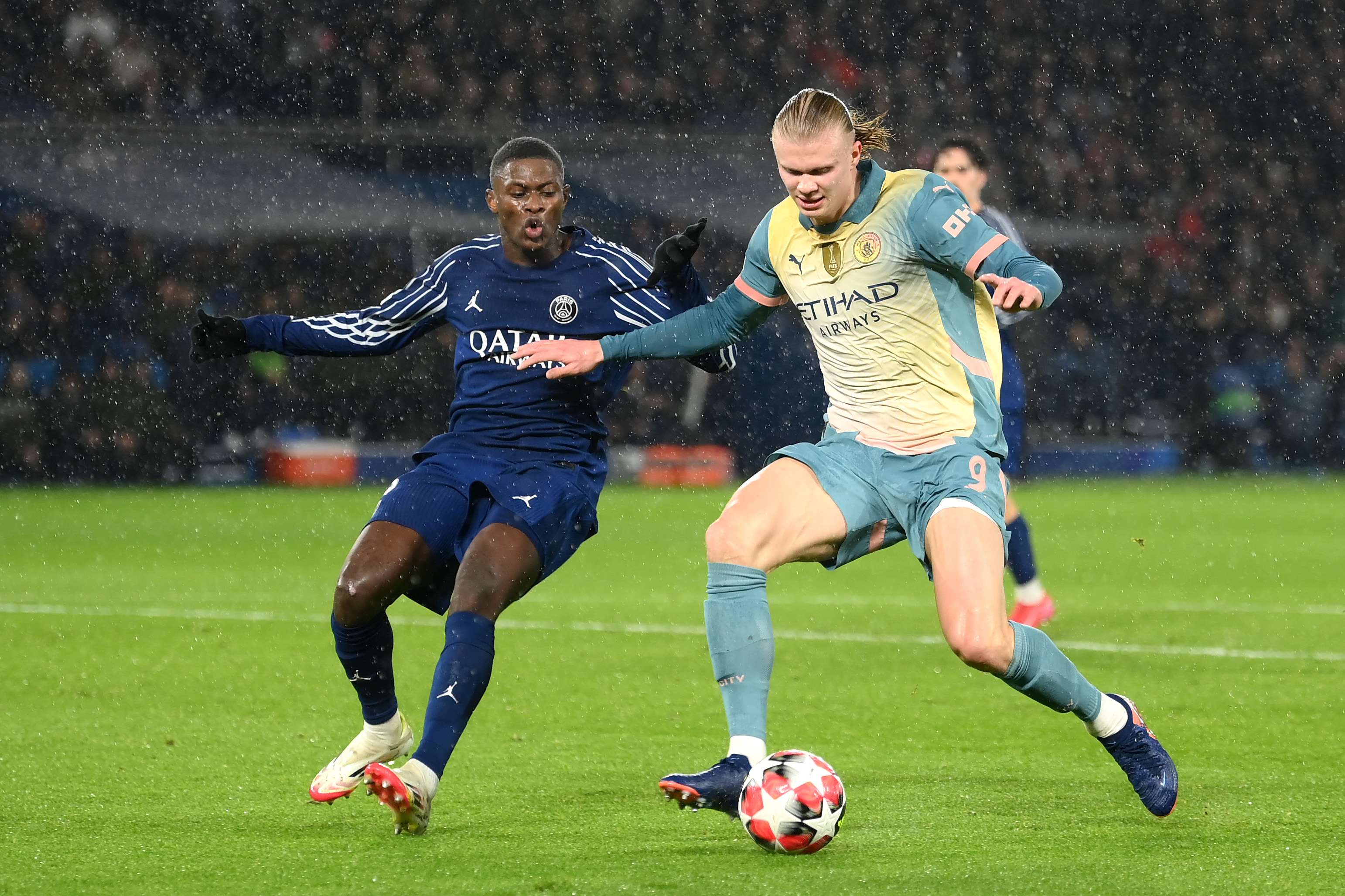 Paris Saint-Germain v Manchester City - UEFA Champions League 2024/25 League Phase MD7