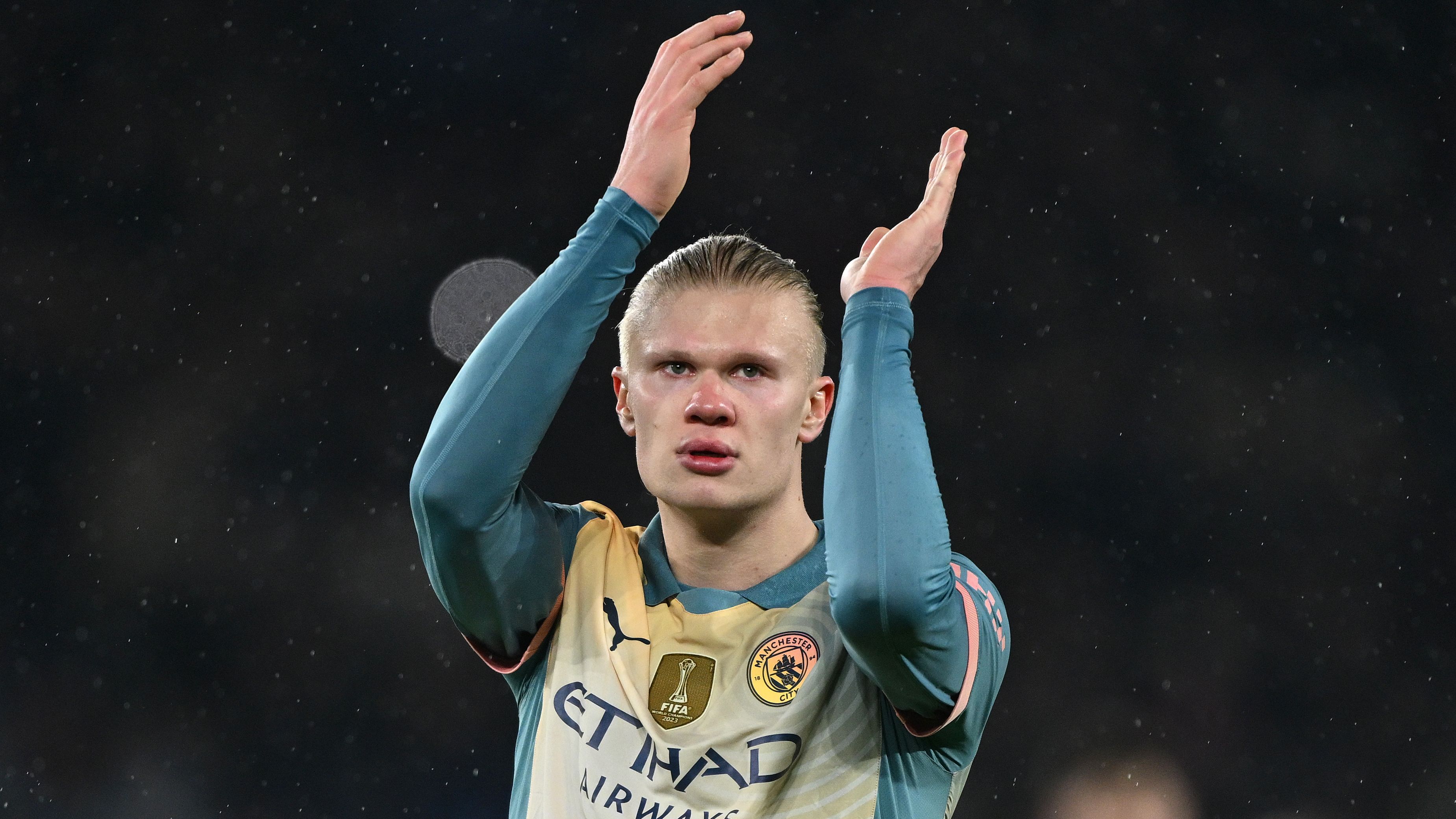 Paris Saint-Germain v Manchester City - UEFA Champions League 2024/25 League Phase MD7