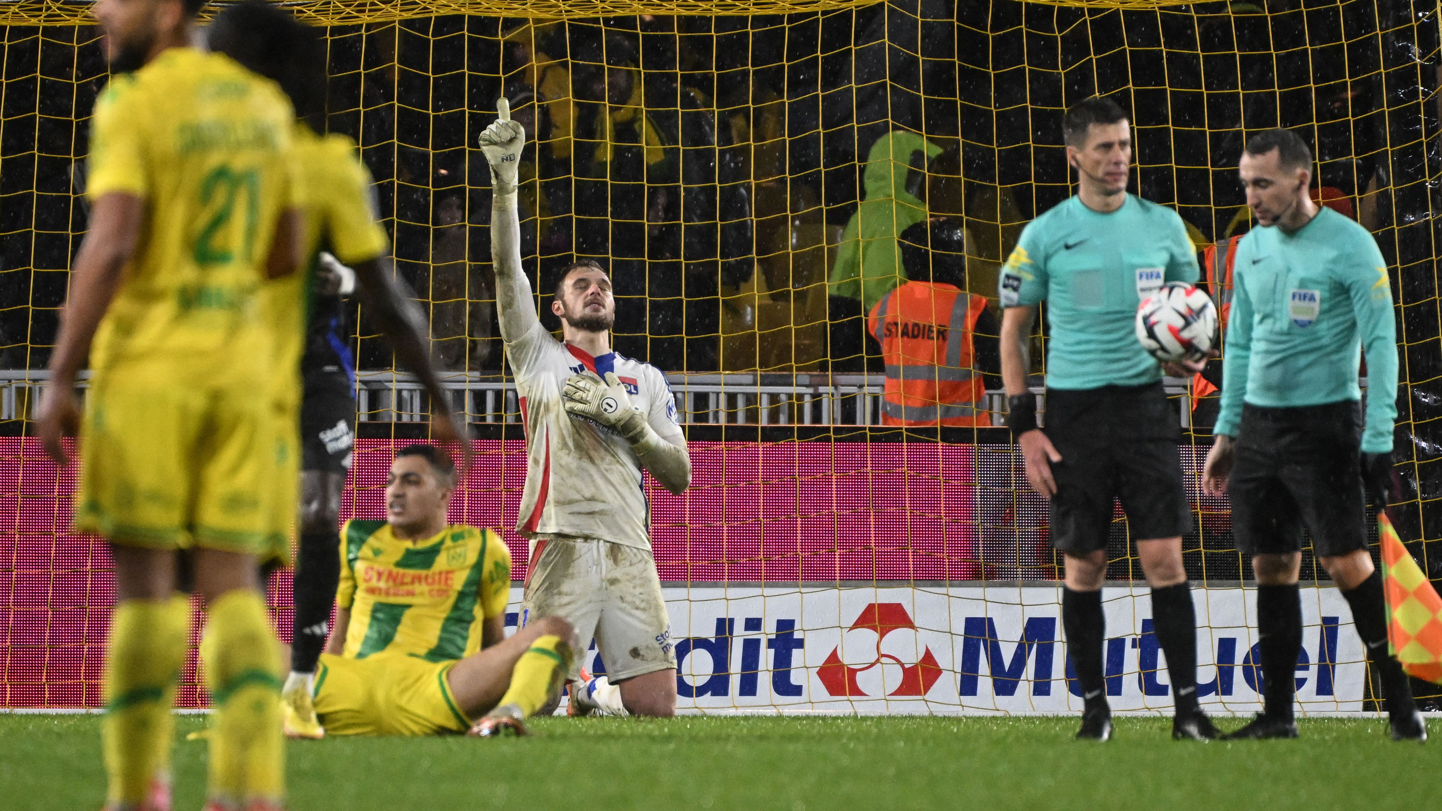FBL-FRA-LIGUE1-NANTES-LYON
