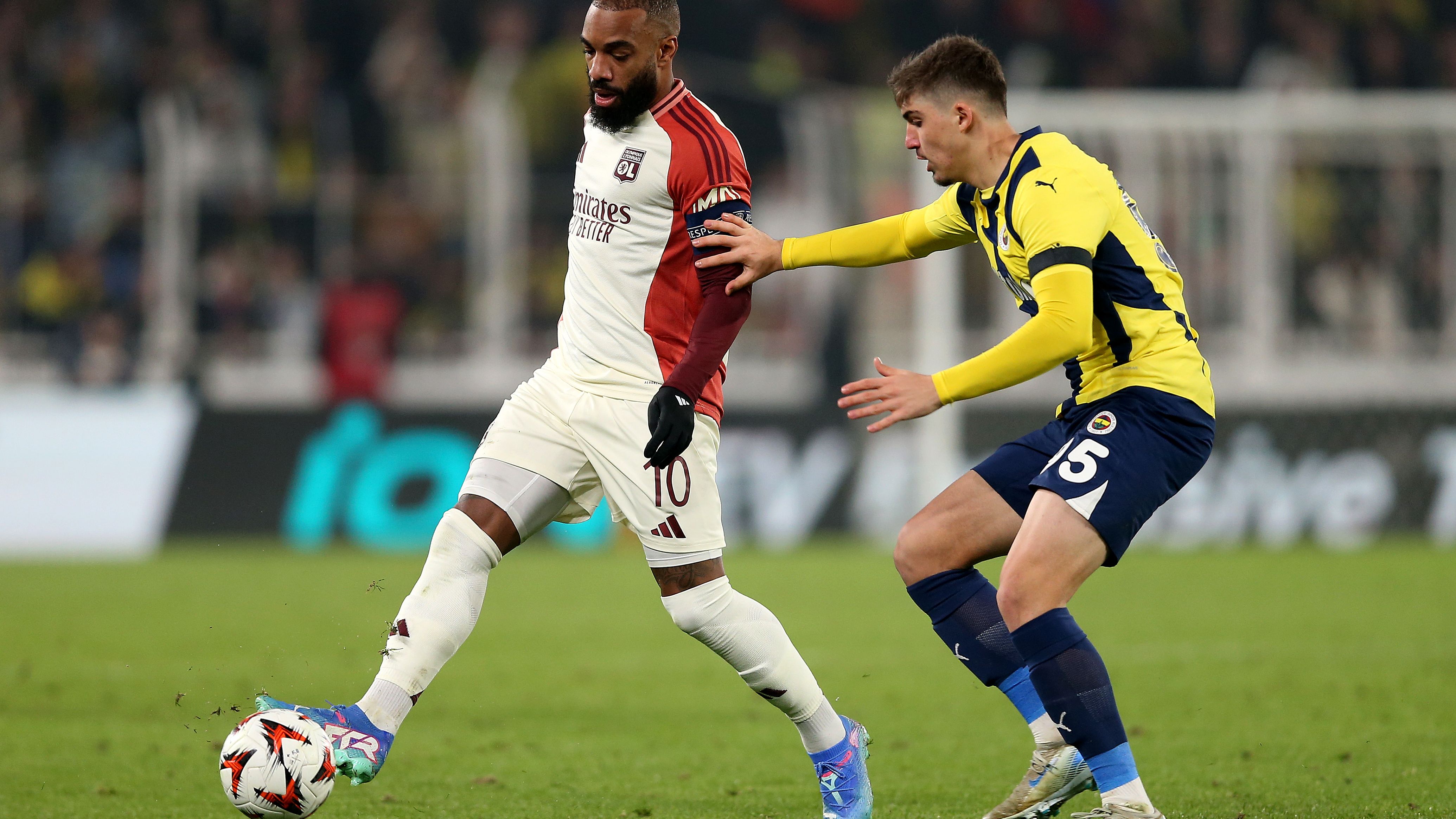 Fenerbahce SK v Olympique Lyonnais - UEFA Europa League 2024/25 League Phase MD7
