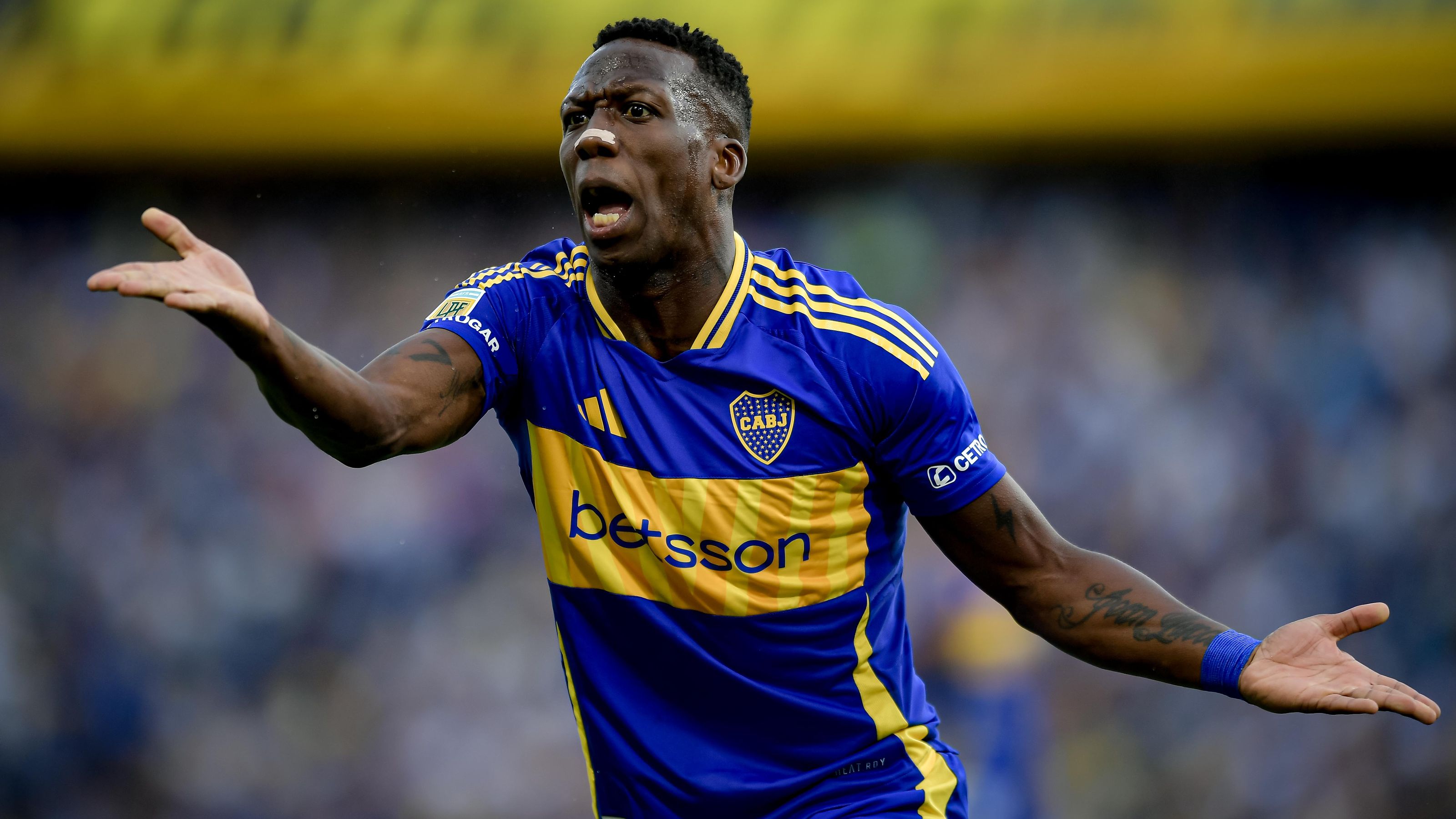 Boca Juniors v Argentinos Juniors - Torneo Apertura Betano 2025