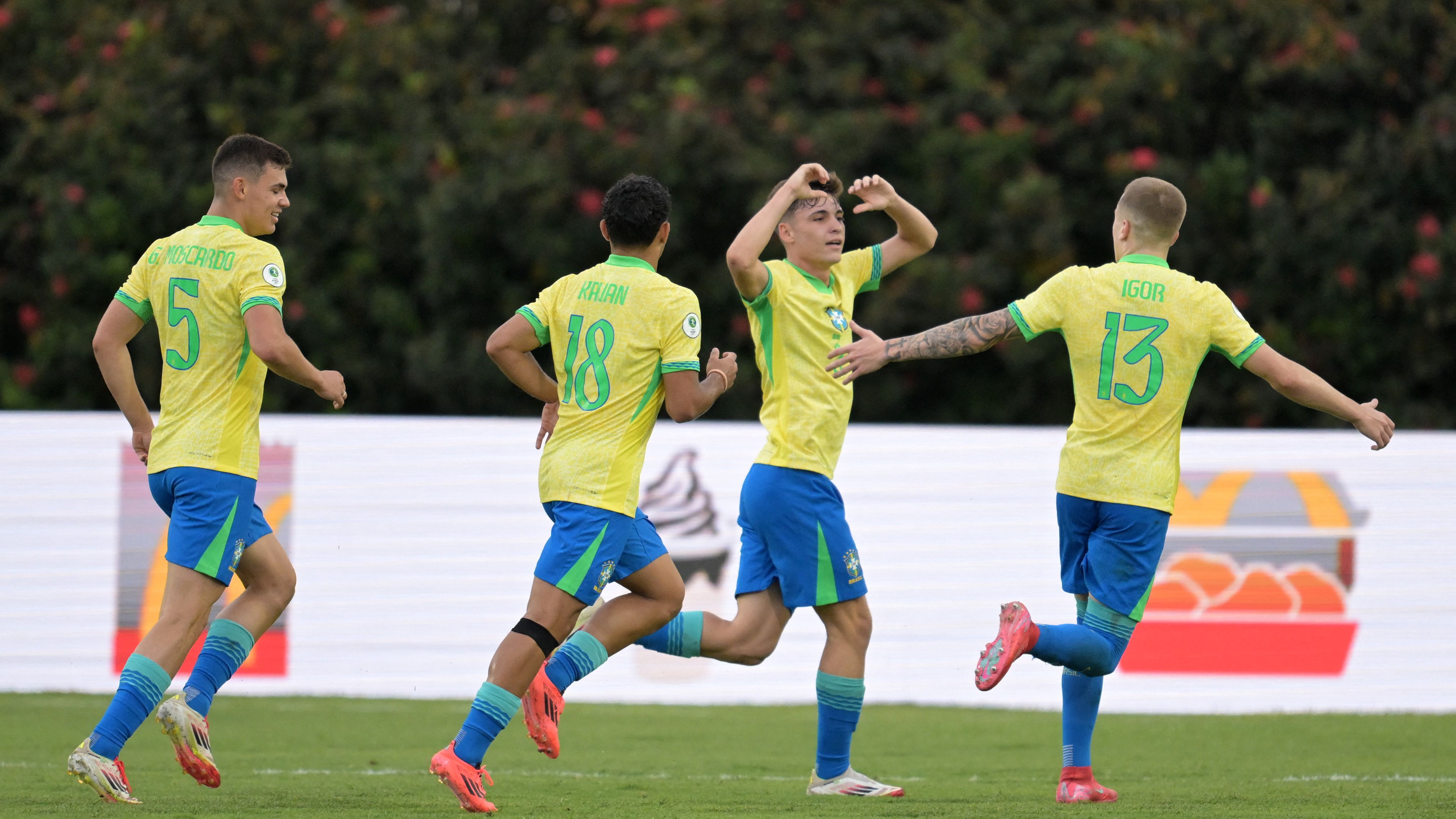 FBL-SOUTHAM-U20-BOL-BRA