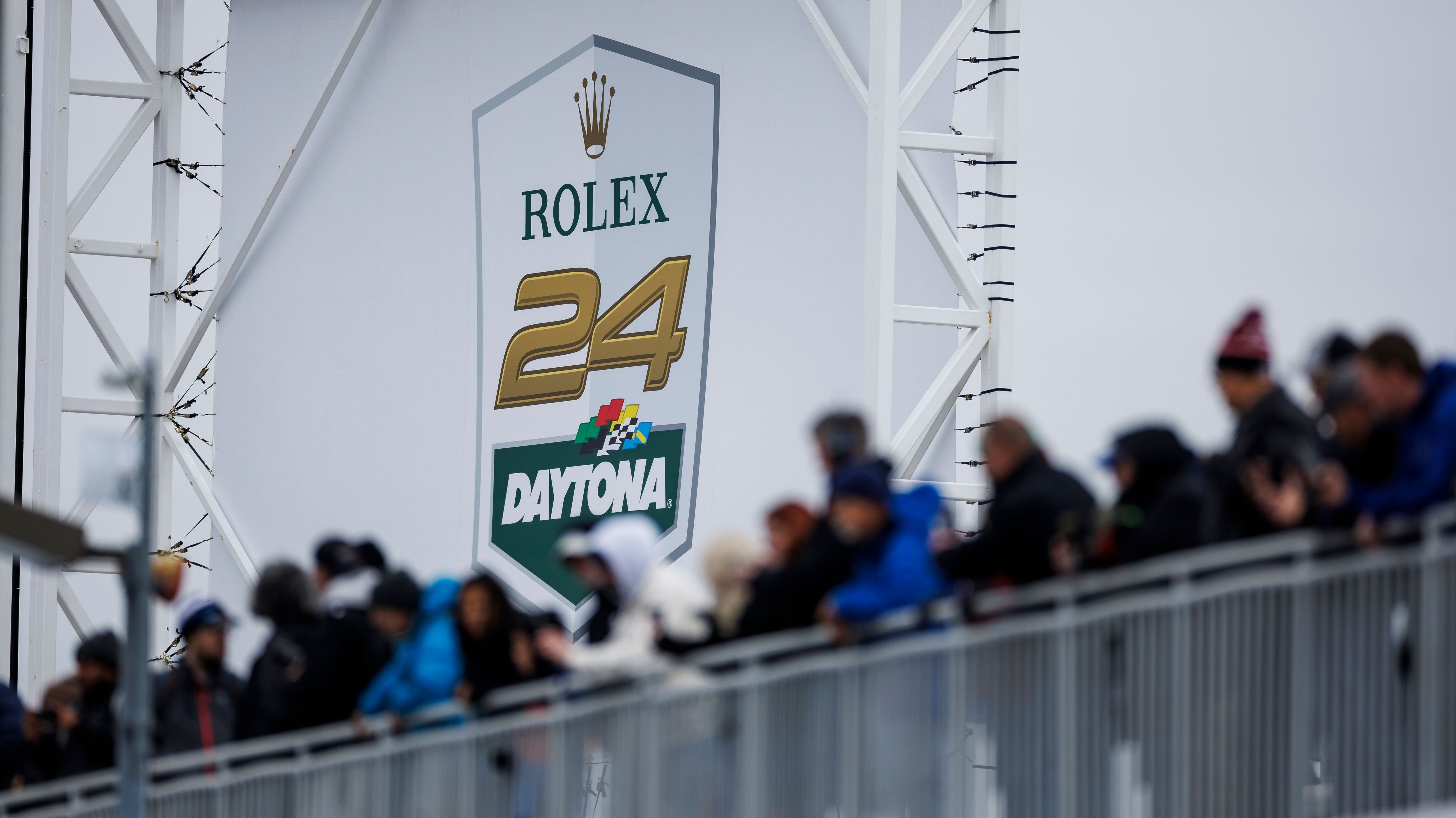 Rolex 24 at Daytona - Qualifying