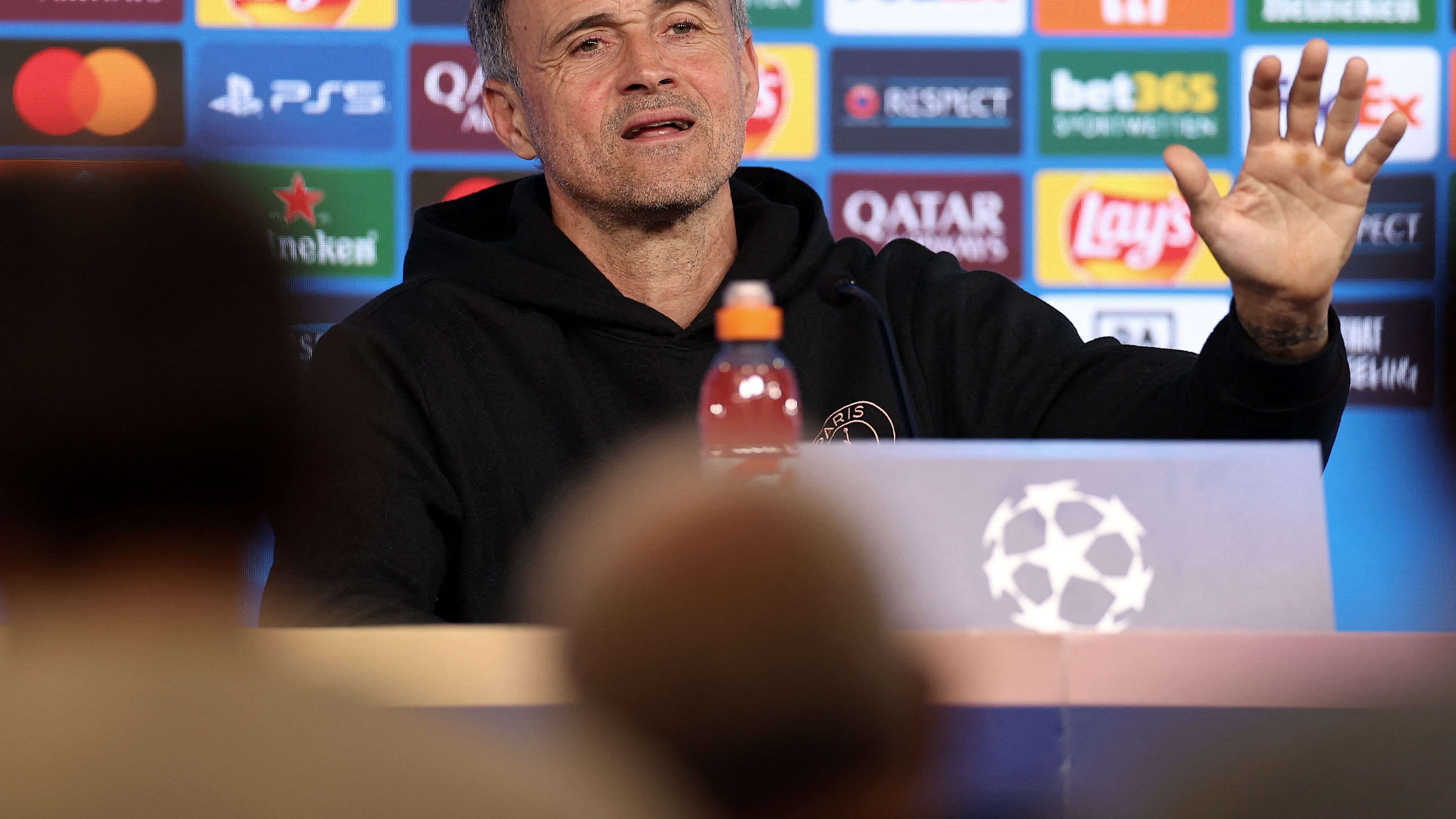 FBL-EUR-C1-PSG-PRESSER