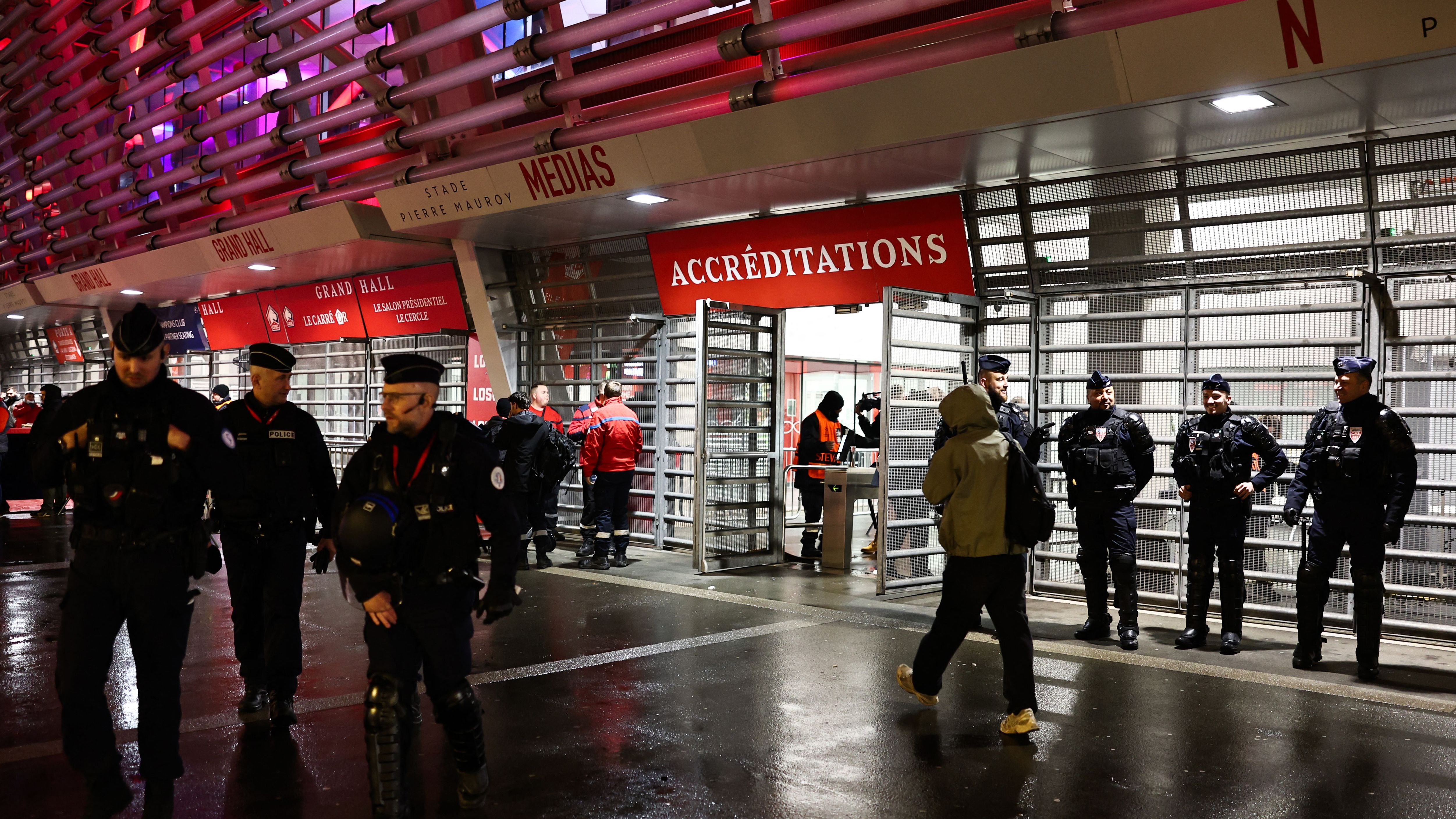 FBL-EUR-C1-LILLE-FEYENOORD