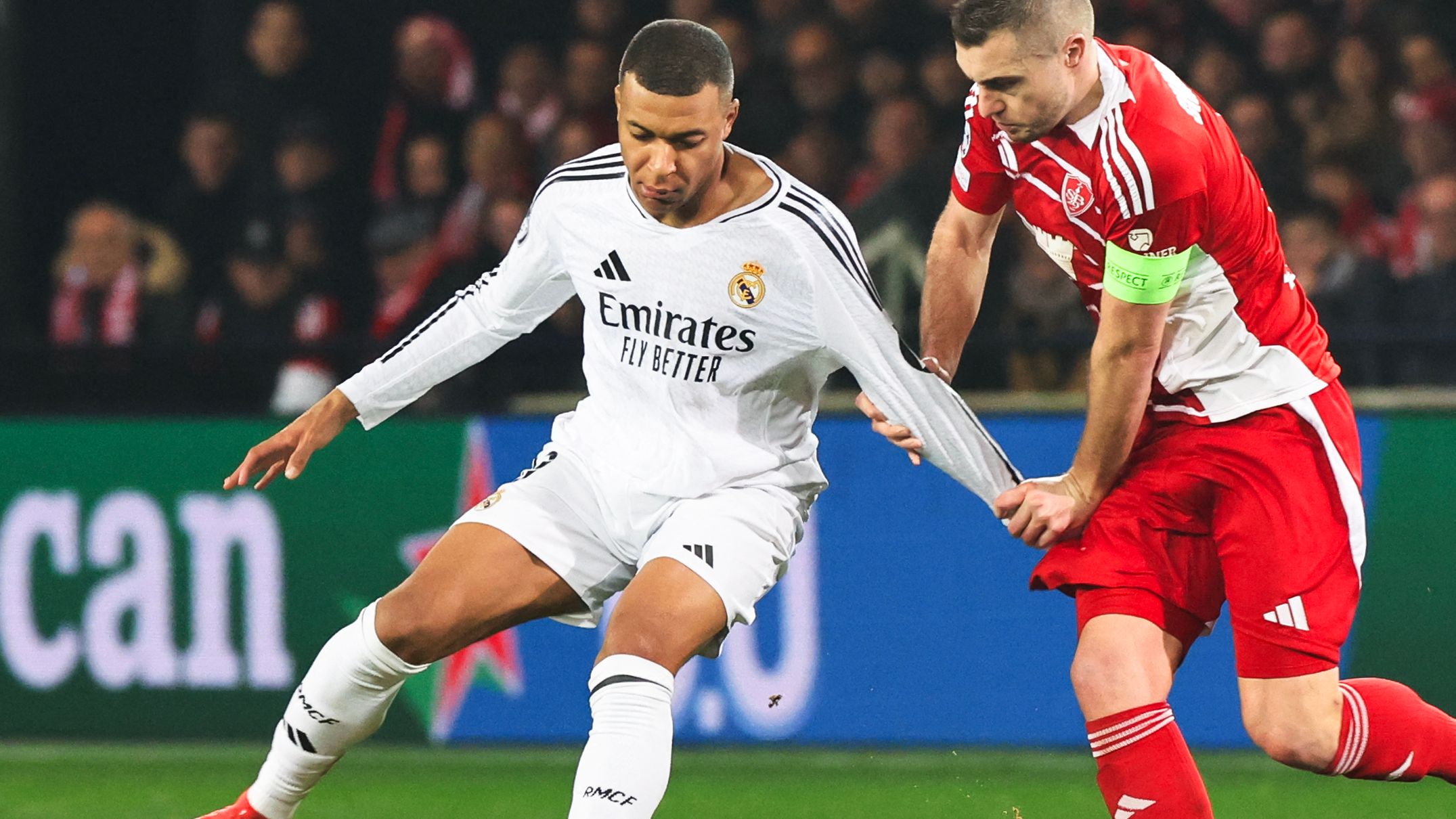 TOPSHOT-FBL-EUR-C1-BREST-REAL MADRID