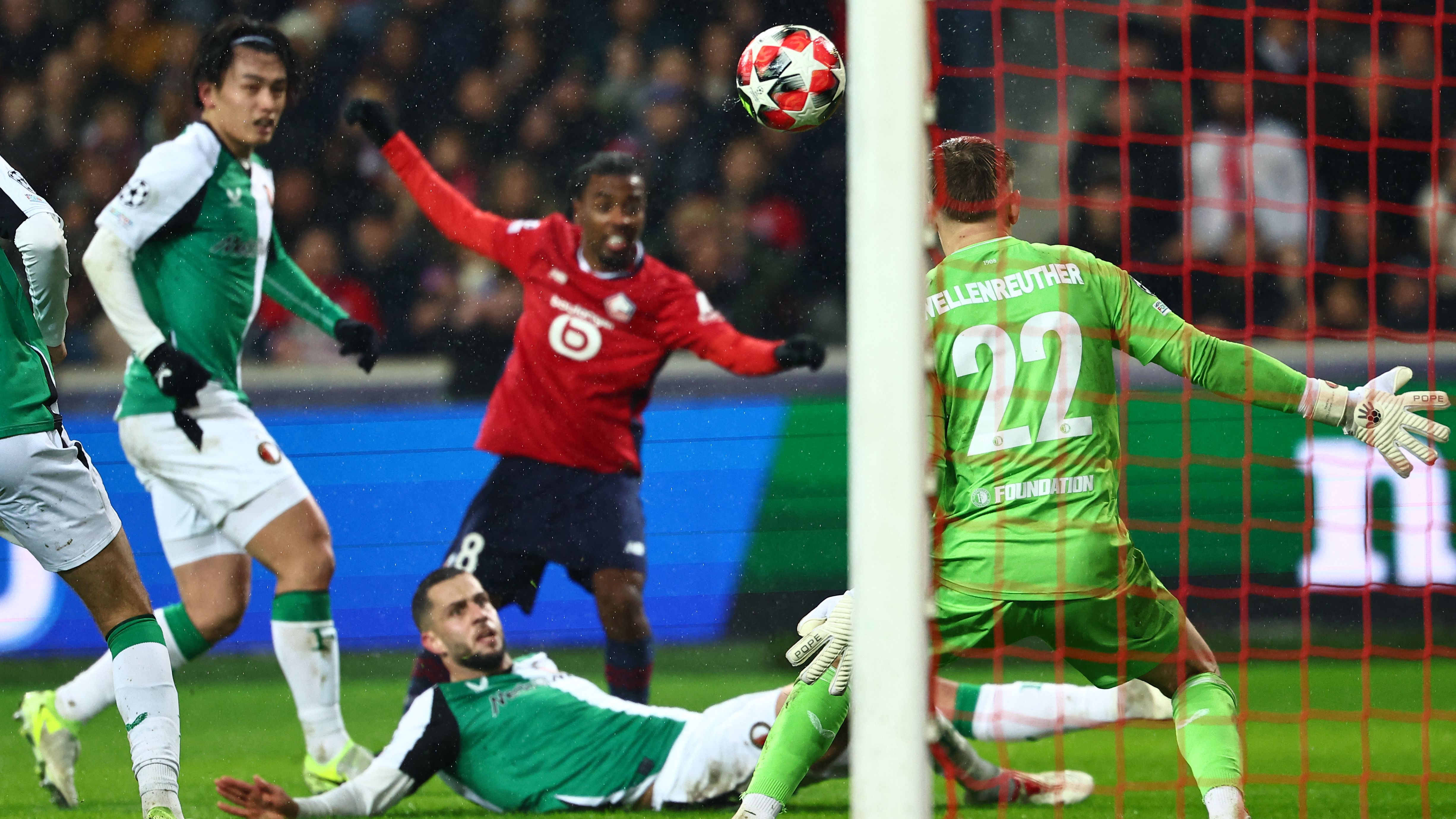 FBL-EUR-C1-LILLE-FEYENOORD