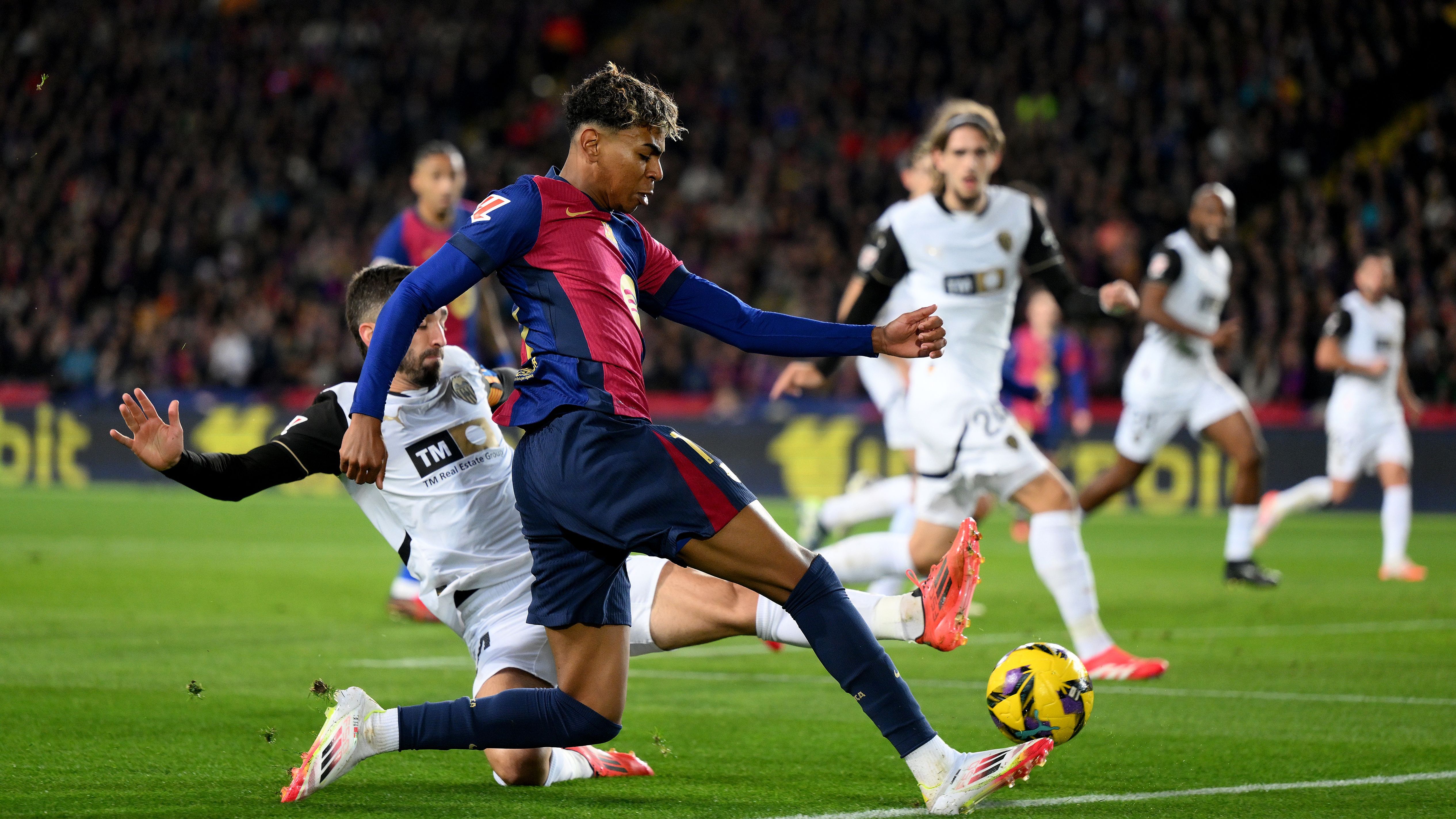 FC Barcelona v Valencia CF - La Liga EA Sports