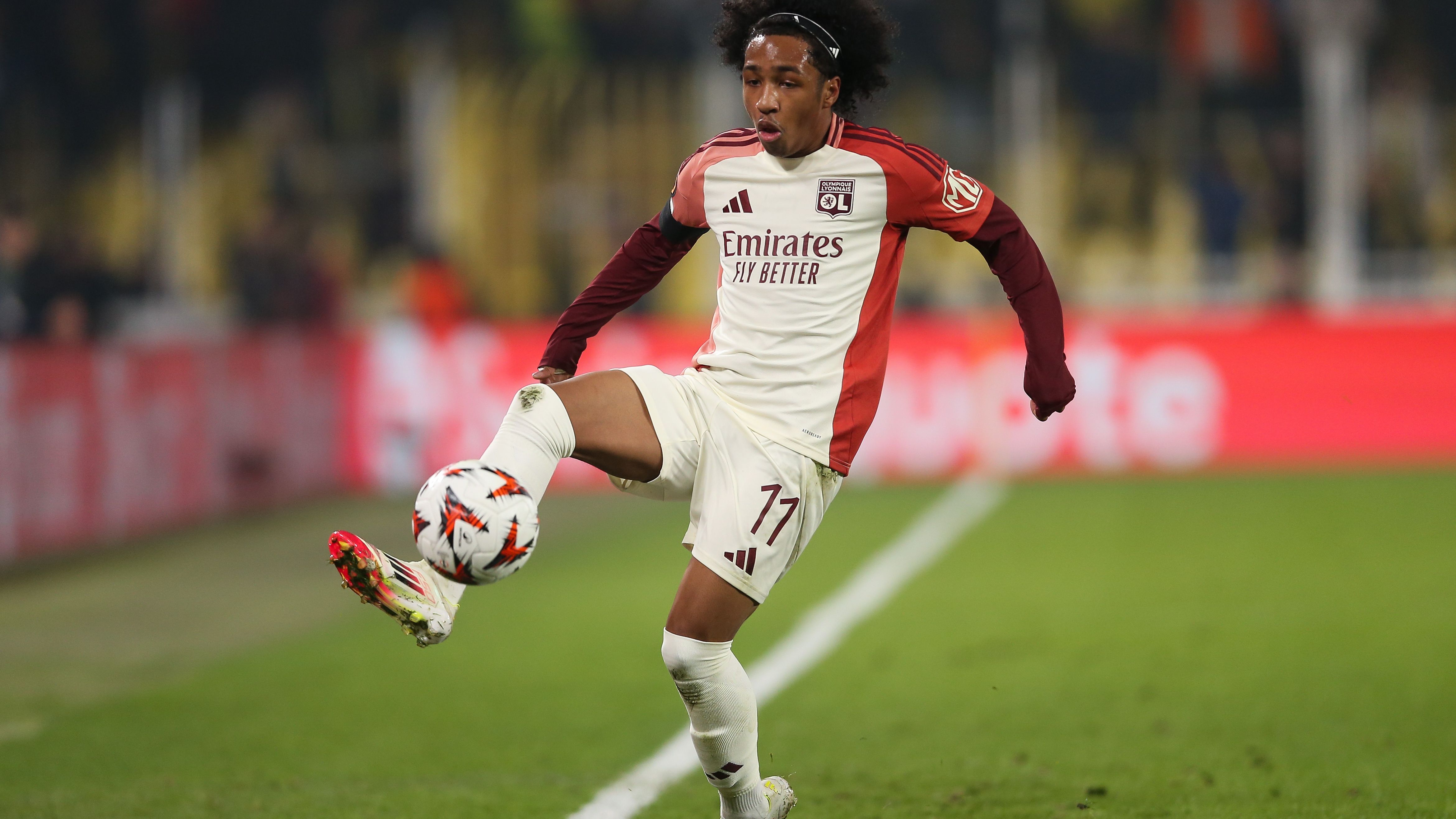 Fenerbahce SK v Olympique Lyonnais - UEFA Europa League 2024/25 League Phase MD7