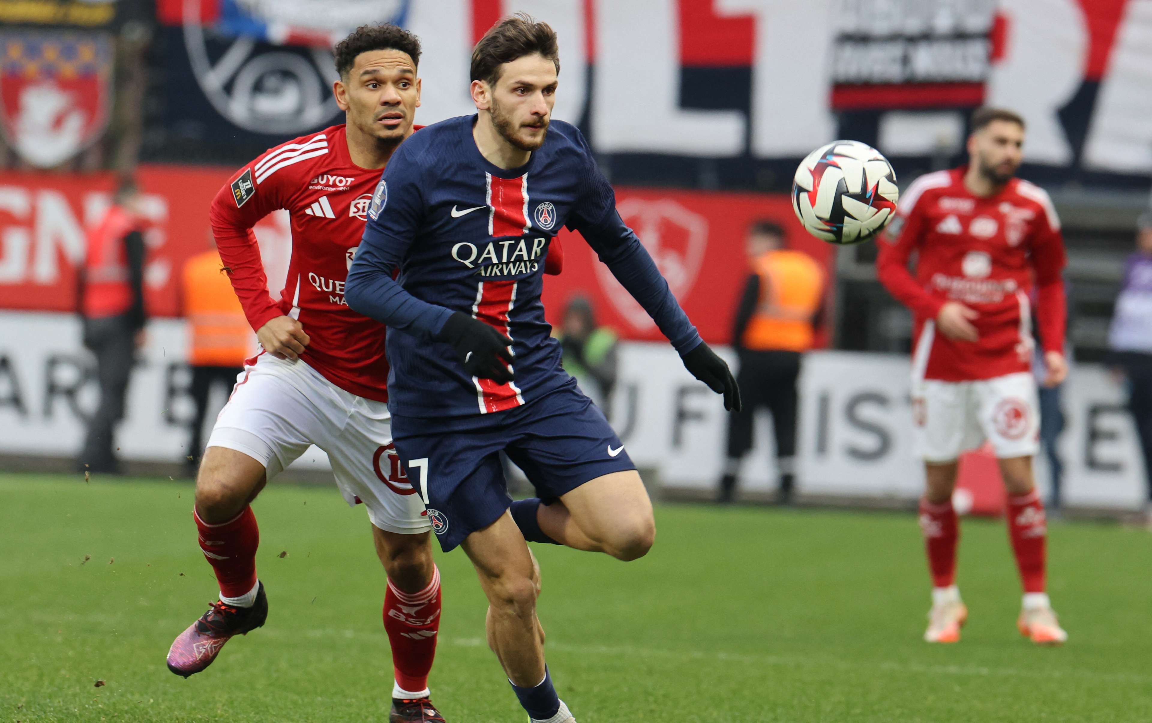 FBL-FRA-LIGUE1-BREST-PSG