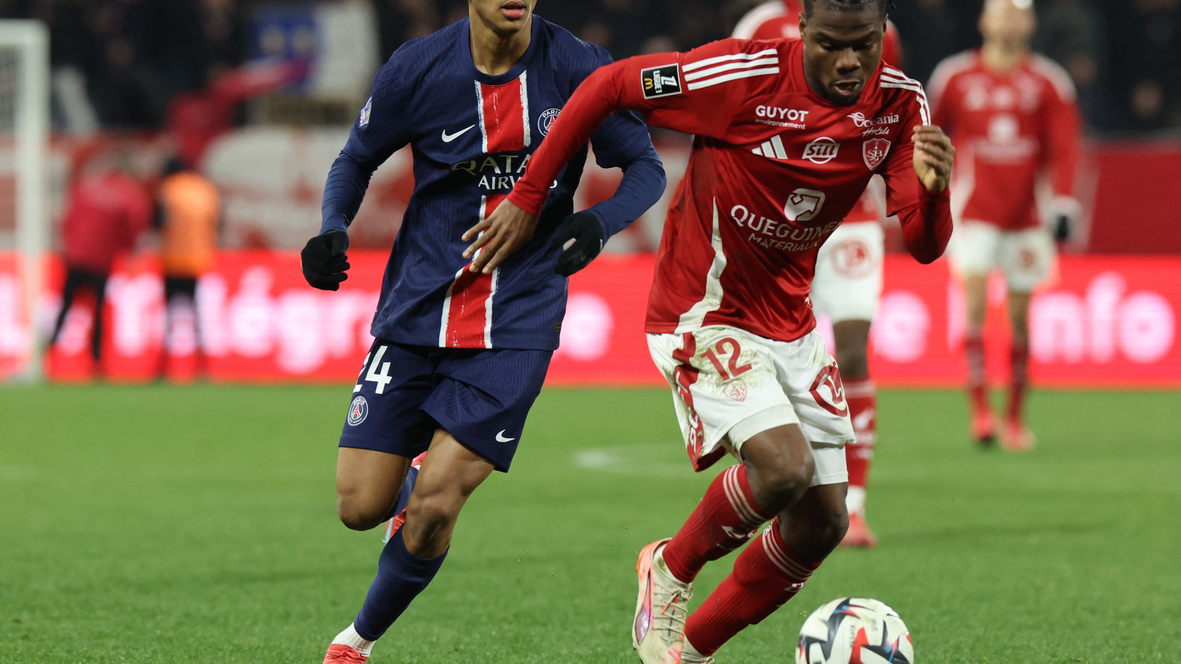 FBL-FRA-LIGUE1-BREST-PSG