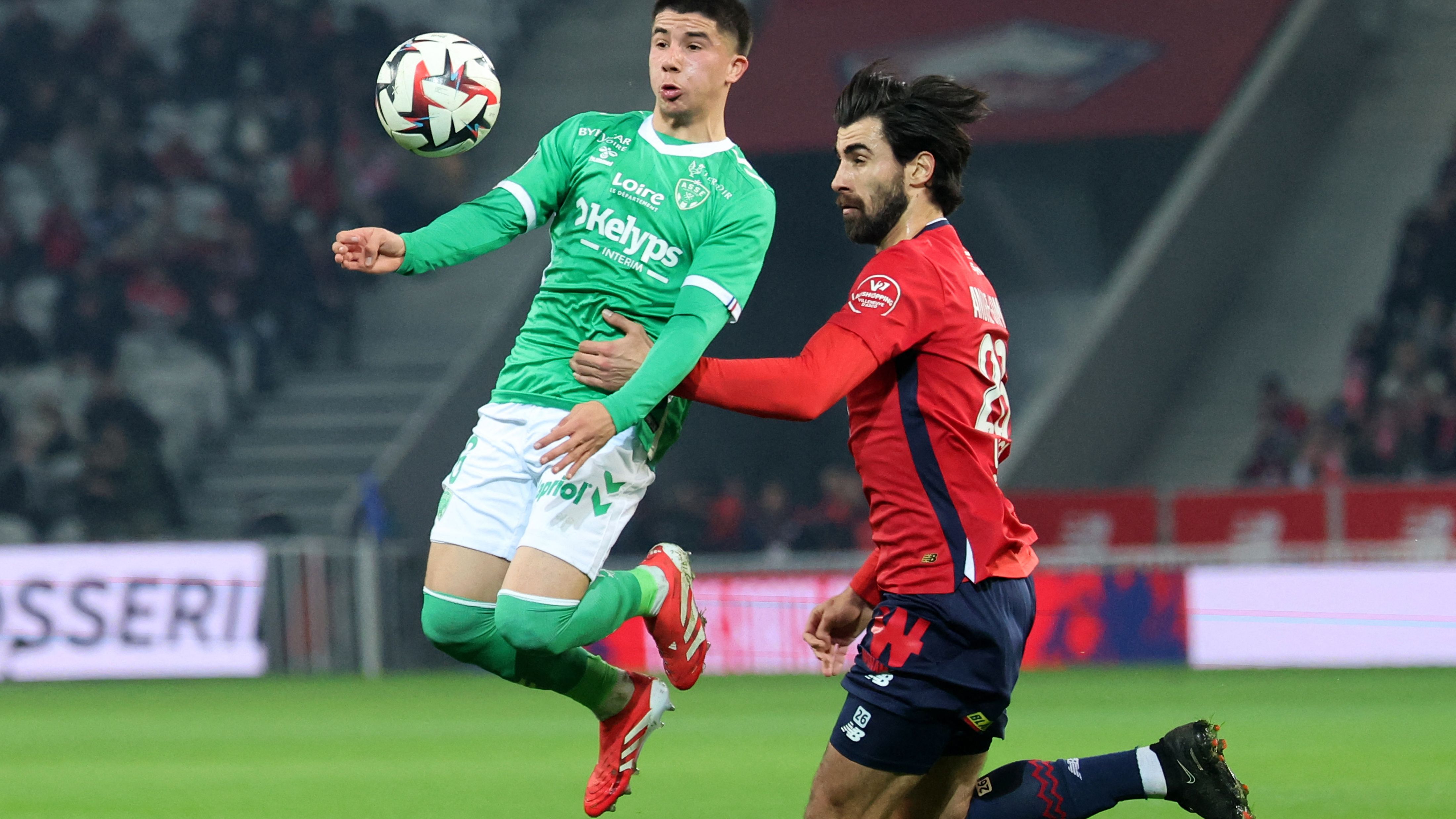 TOPSHOT-FBL-FRA-LIGUE1-LILLE-SAINT-ETIENNE