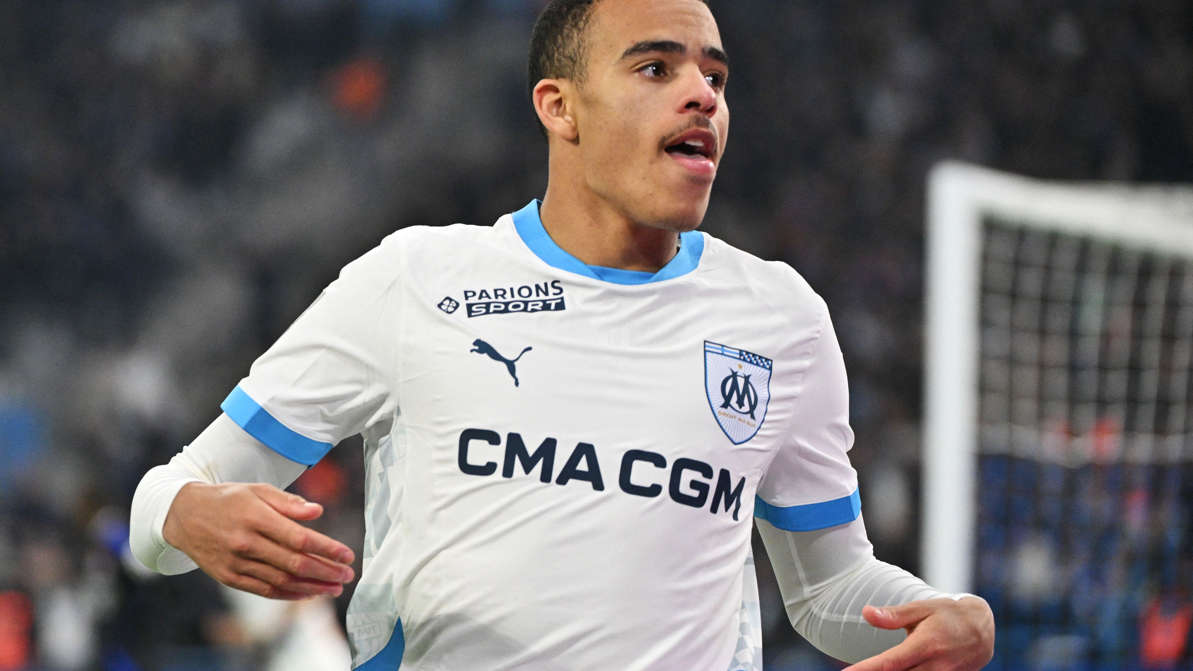 TOPSHOT-FBL-FRA-LIGUE1-MARSEILLE-LYON